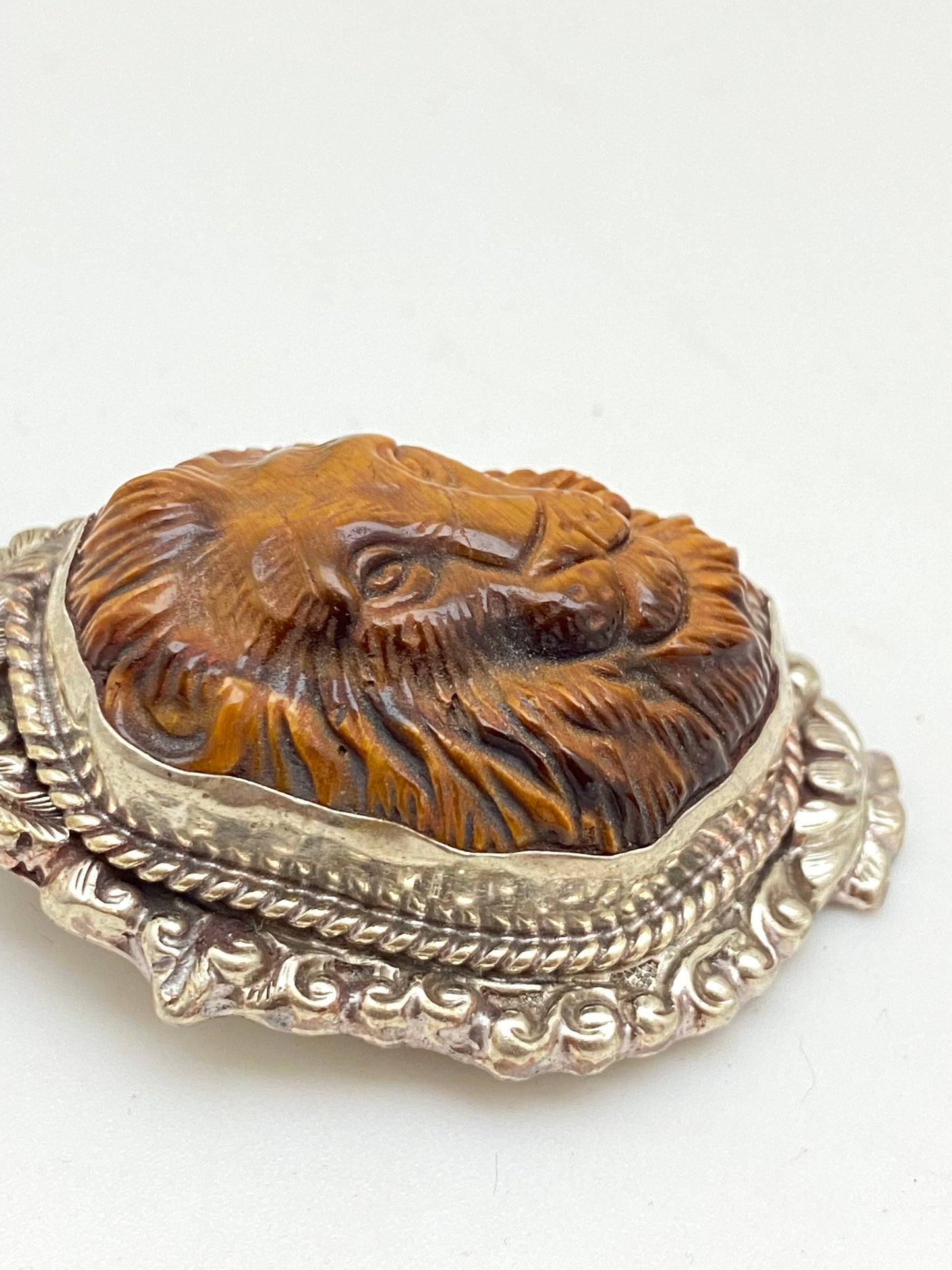 Tiger eye carved Lion pendant,animal pendant, handcrafted,tibetan silver,Himalayan,Nepalese,natural stone