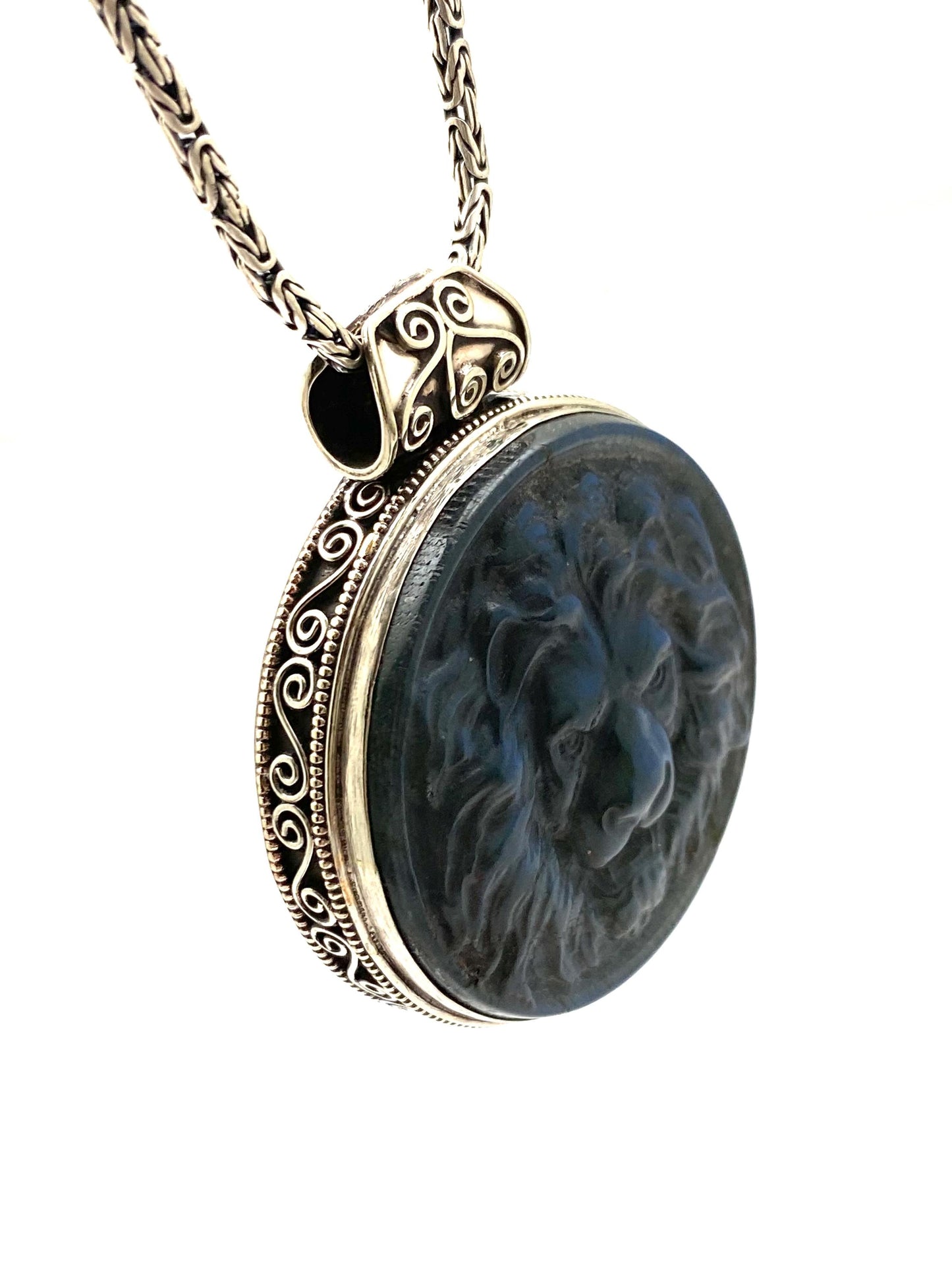 large lion pendant, labradorite carved, handcrafted, Tibetan silver, Nepalese
