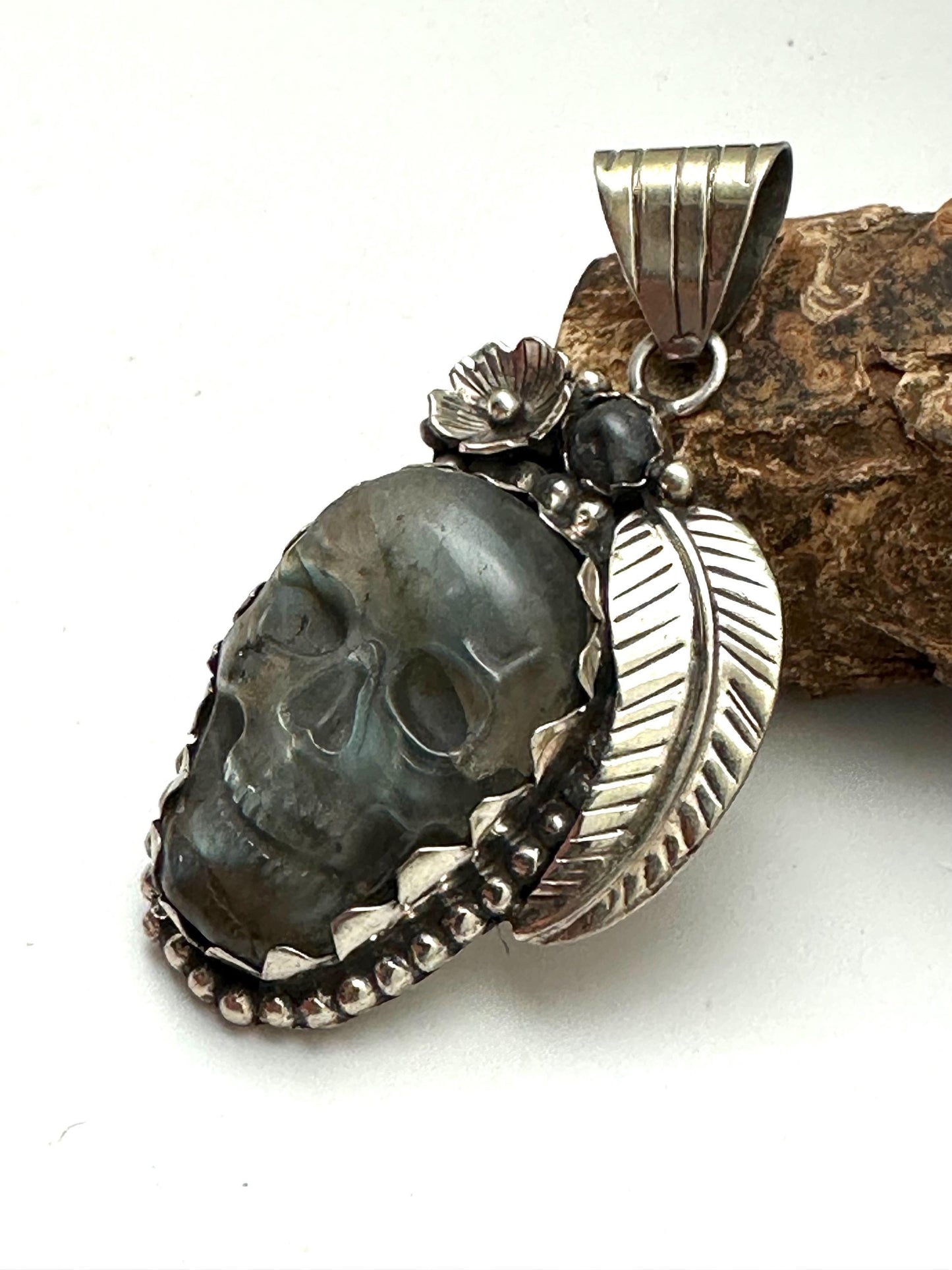 Handcrafted, Labradorite Skull Pendant,Tibetan Silver, Floral, Ethnic style