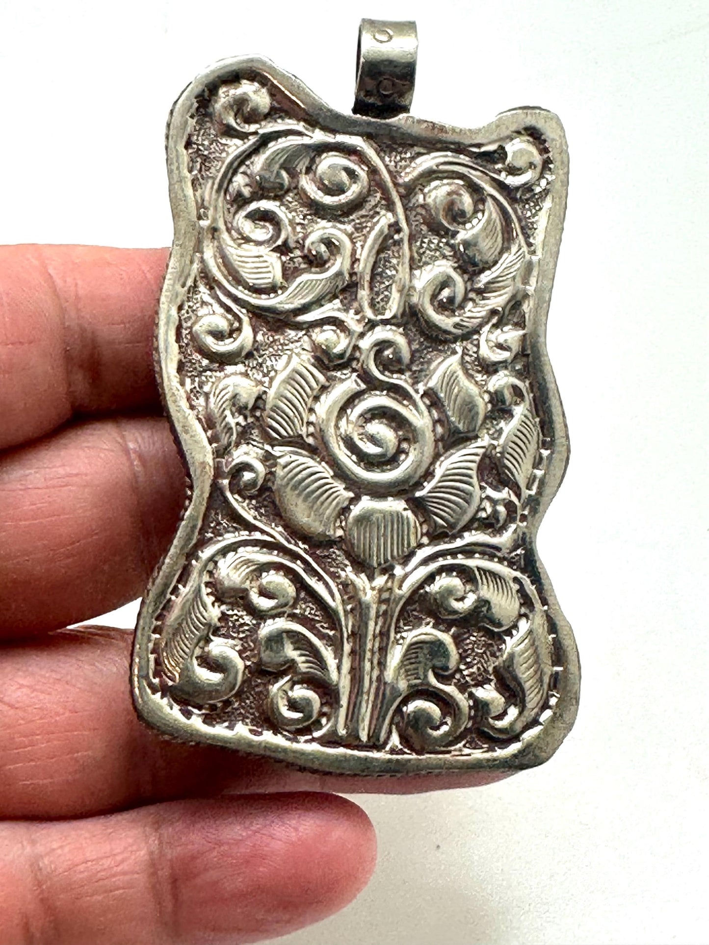 Bone carved Kali mata pendant,Goddess Kali,amulet, handcrafted,tibetan silver,Nepalese,69mmX39mm