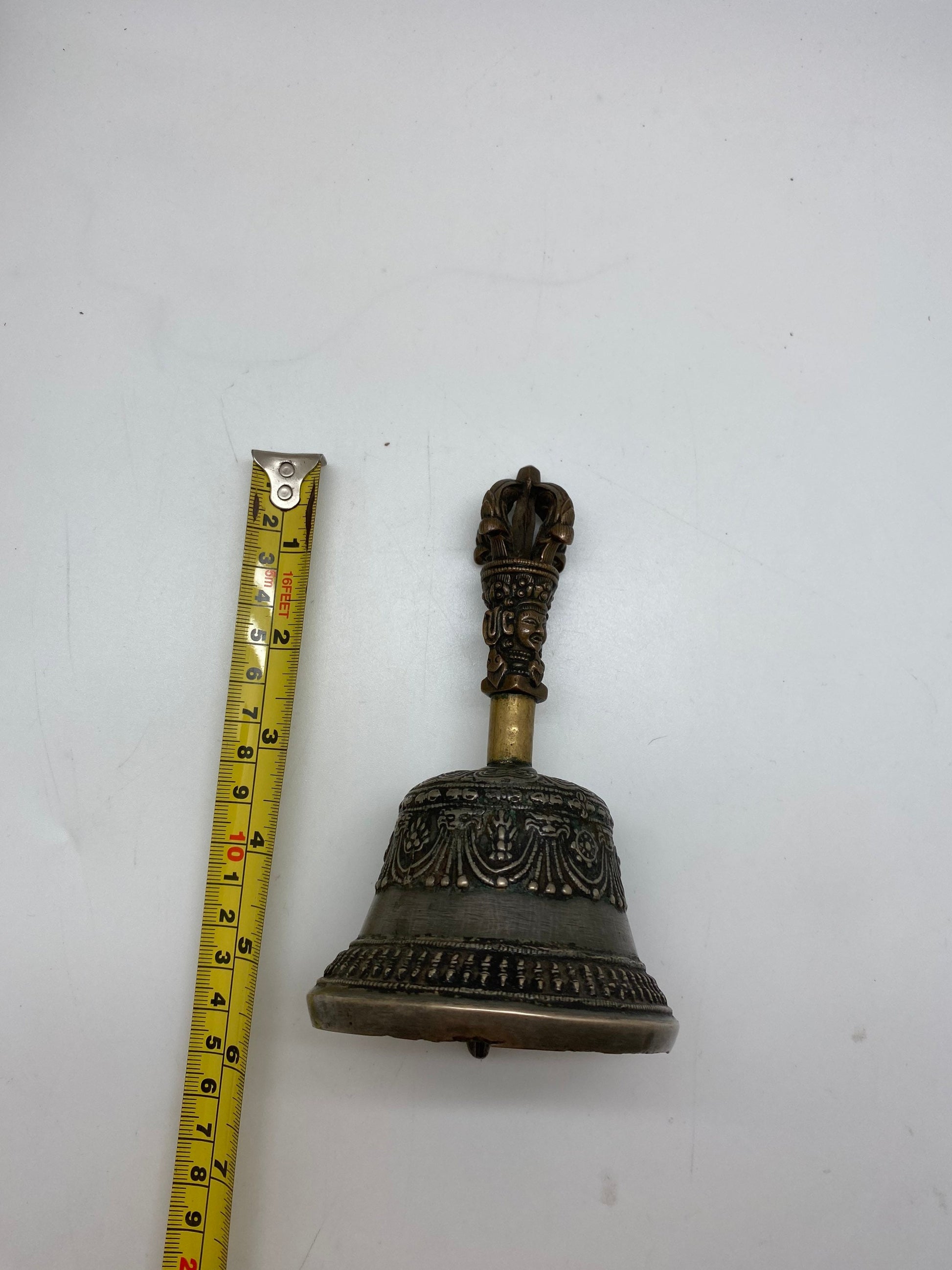 17th century Tibetan antique bell, Buddhist ritual object, Tibetan (Drlbu )