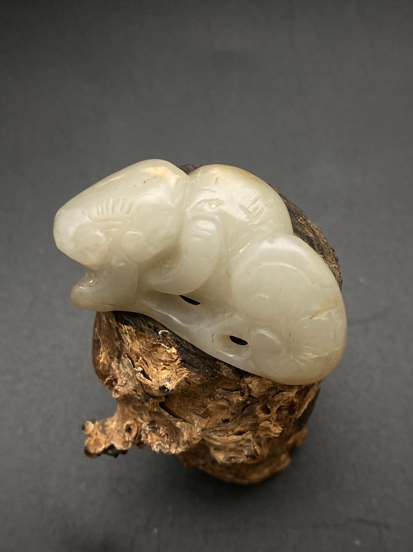 19th century white jade , master handcrafted mushroom, 25” grams