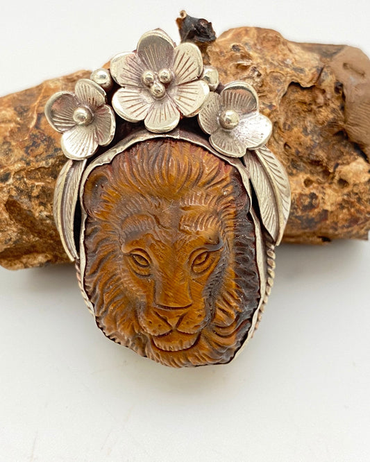 Large tiger eye carved lion pendant,Tigereye pendant, animal pendant , handcrafted, floral design,Nepalese