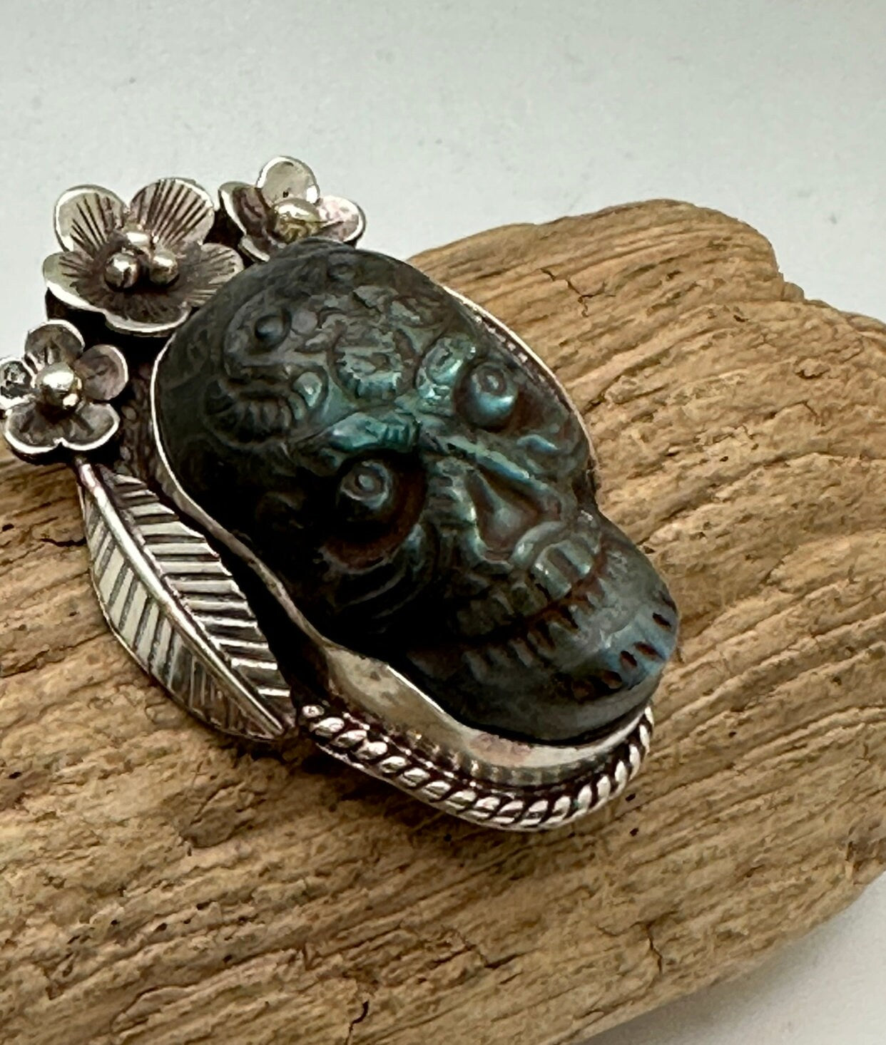 Labradorite,skull pendant, handcrafted,tibetan silver,
