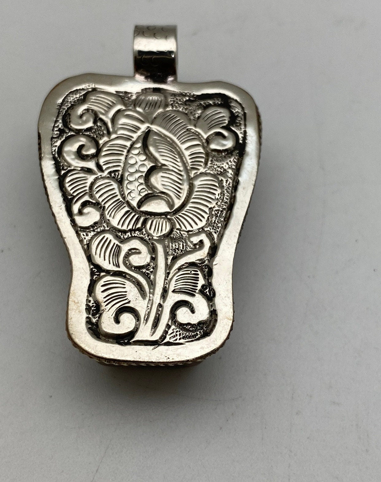 Rose Quartz carved angel pendant,Tibetan silver, handcrafted,Himalayan,Nepal