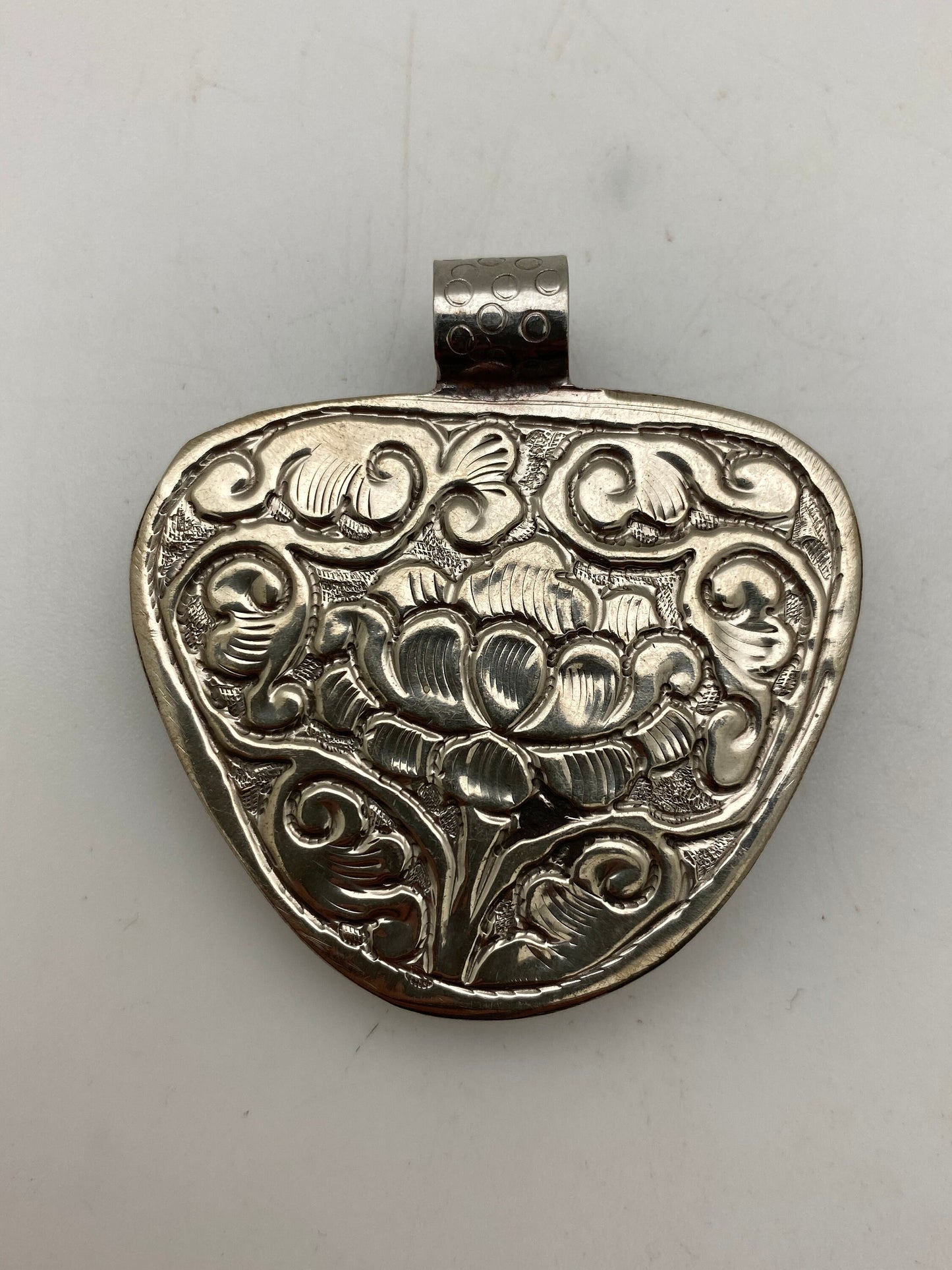 Natural jade, butterflies pendant ,tibetan silver, handcrafted,ethnic jewelry