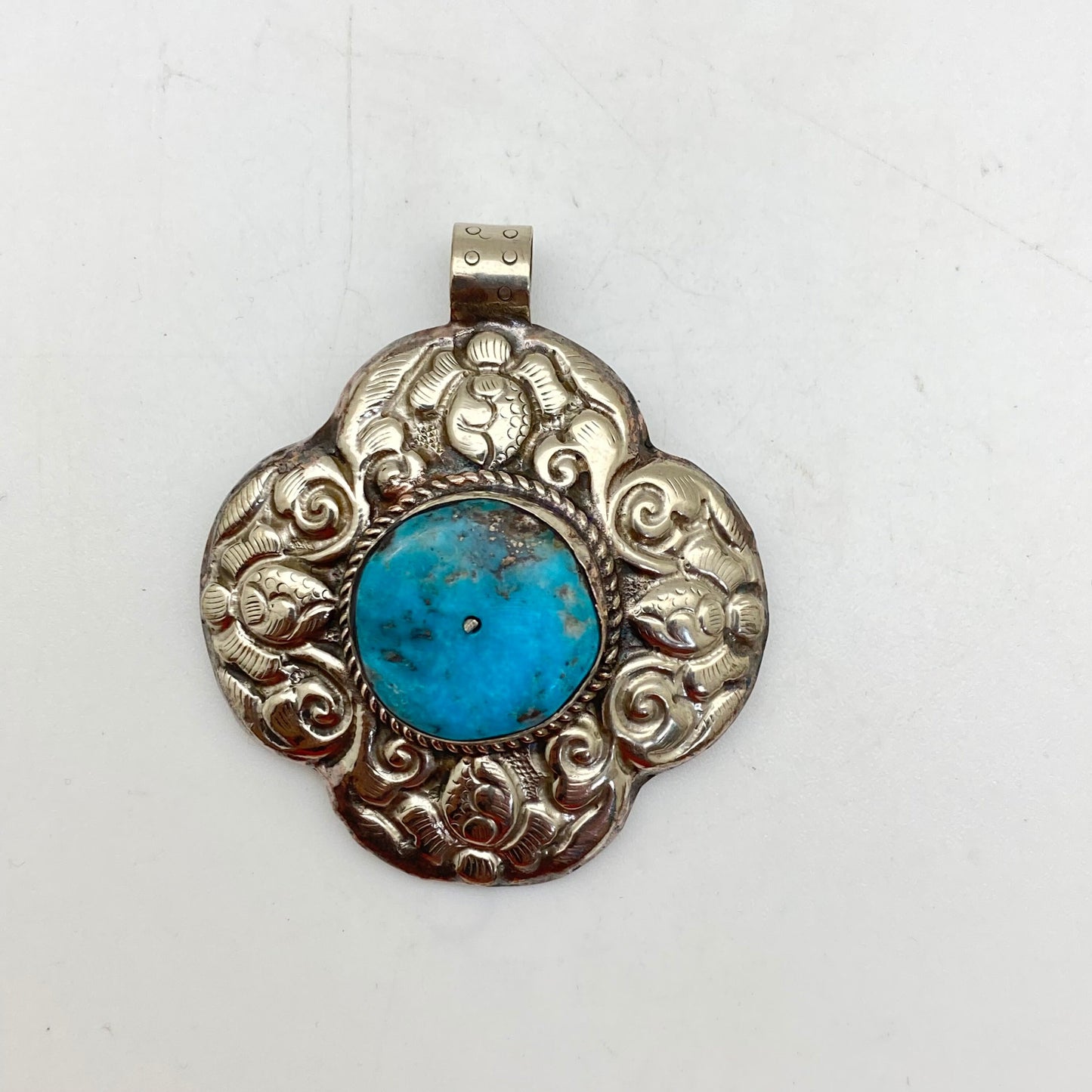 Turquoise pendant,floral pendant, handcrafted,Tibetan silver, Nepal
