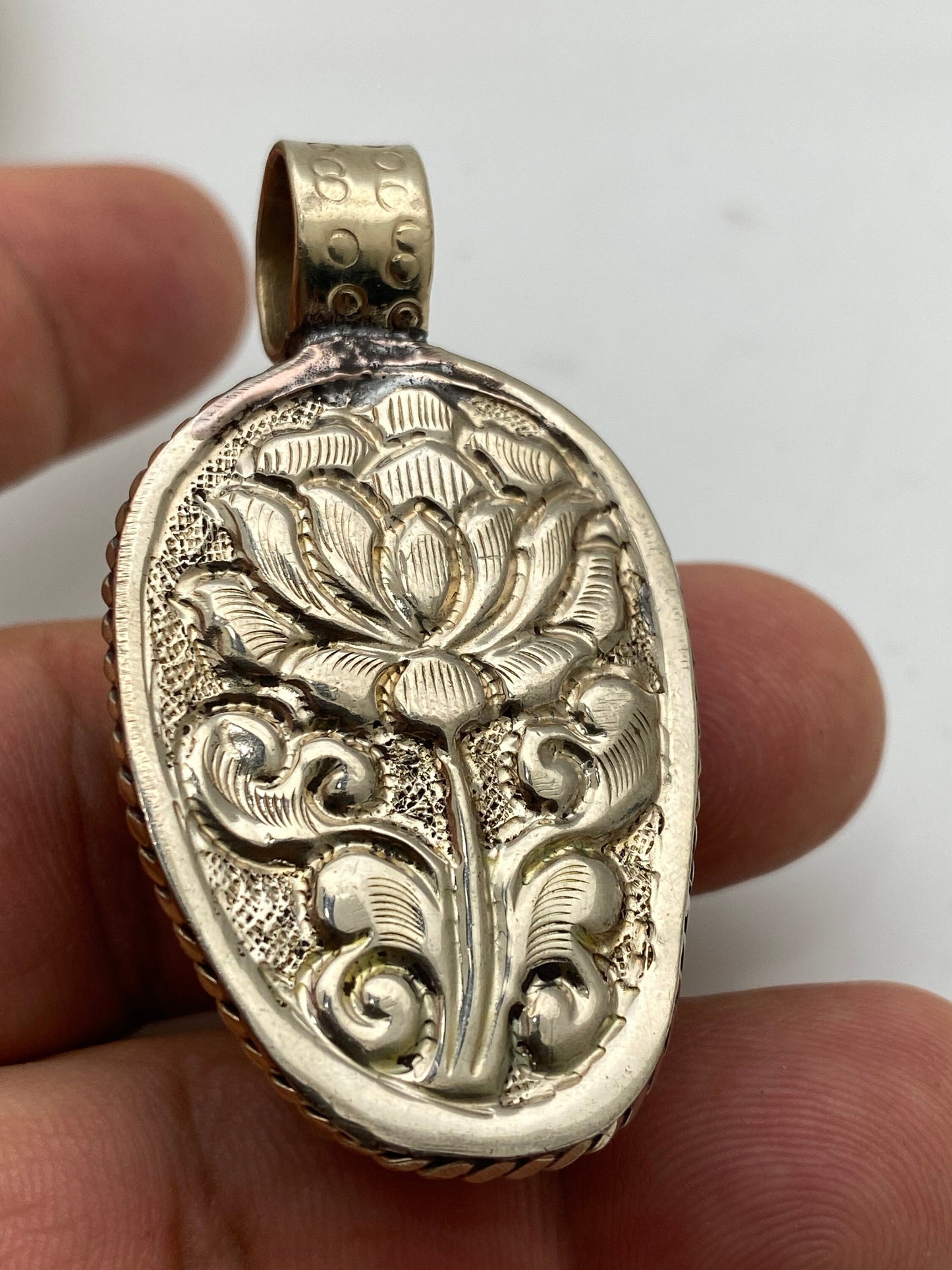 labradorite carved large skull pendant ,handcrafted, hand carved, ethnic design, tibetan design, tibetan silver,Himalayan,Nepalese