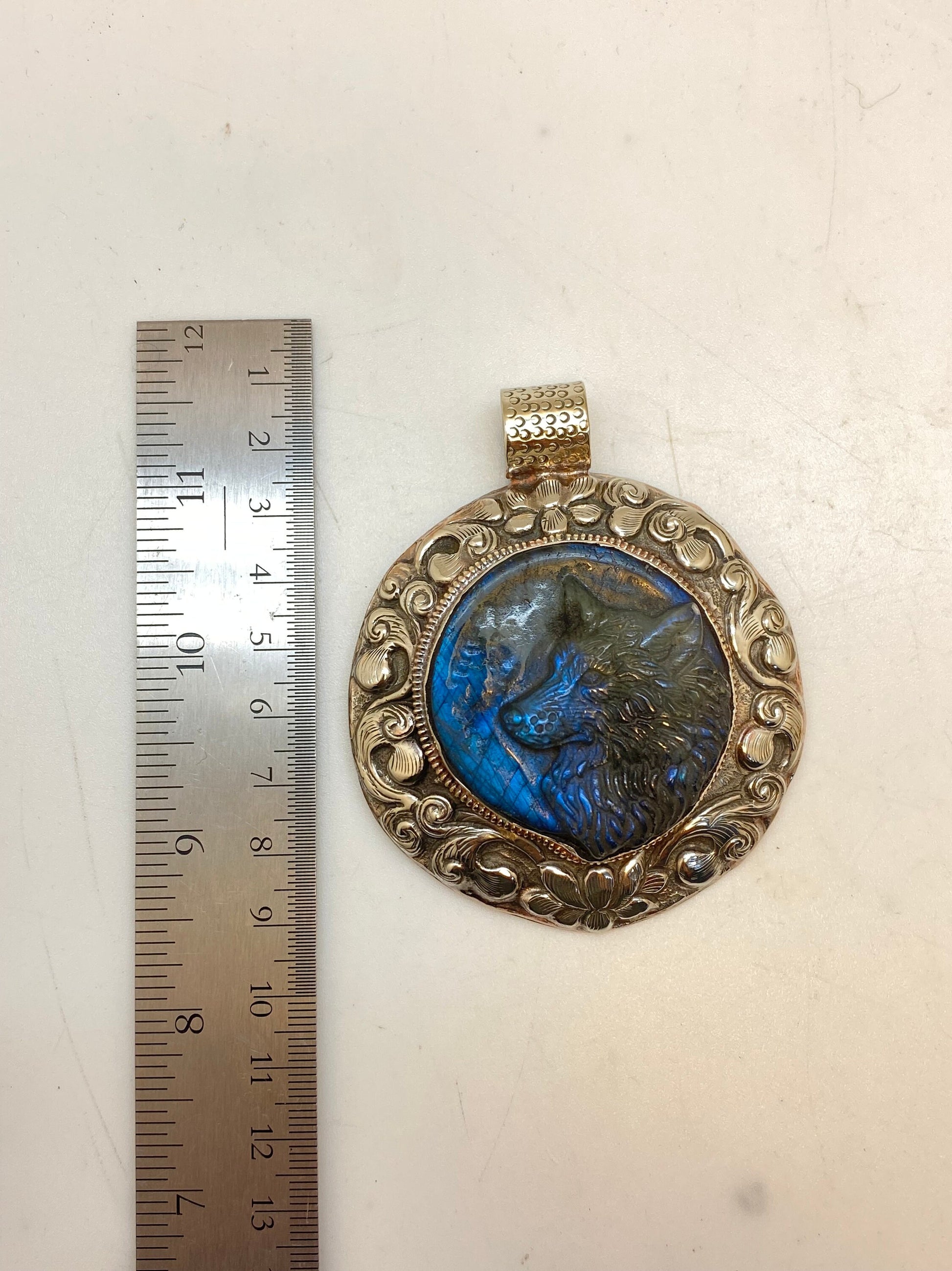 Large wolf pendant,Labradorite, natural stone, handcrafted,Tibetan design,ethnic,handmade,Himalayan,Nepal