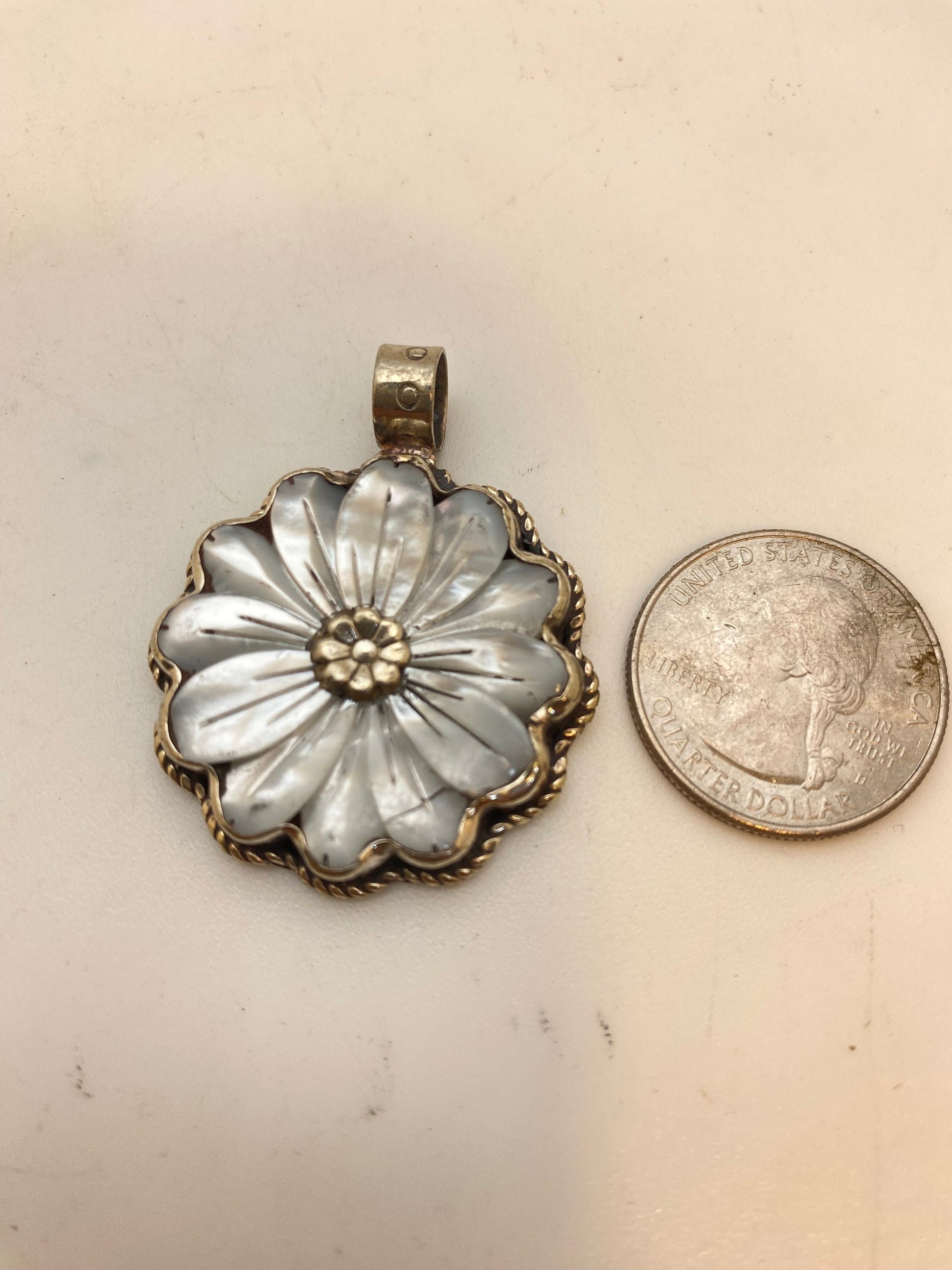 Flower pendant,mother of pearl, handcrafted, Tibetan silver,ethnic,Nepal