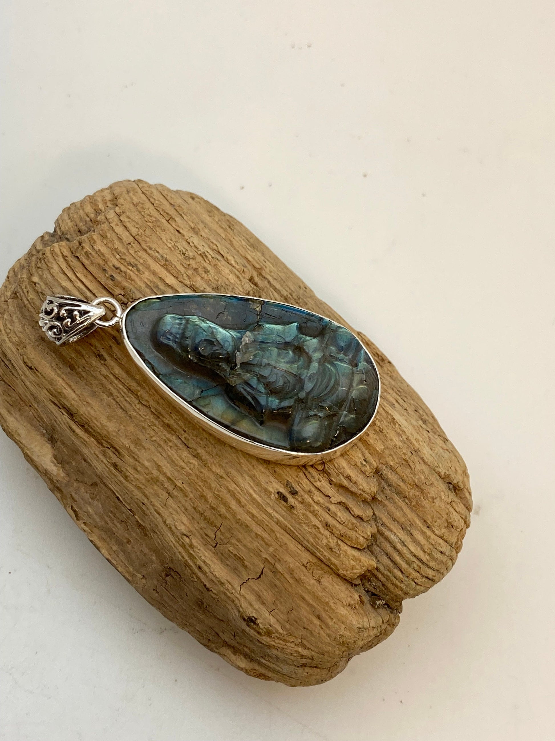 KwanYin, Quanyin, labradorite carved Pendant,Sterling Silver, Boddhisattva, feminine power, protection ,25mmX50mm