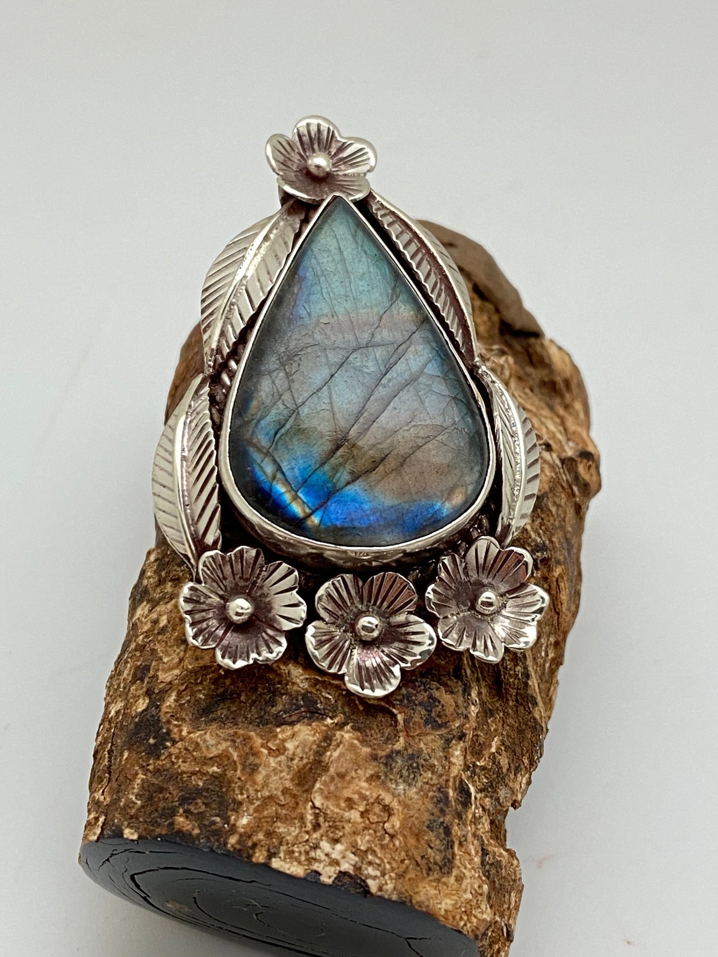 labradorite pendant set with floral Tibetan silver, handcrafted,himalayan,Nepalese,tibetan design