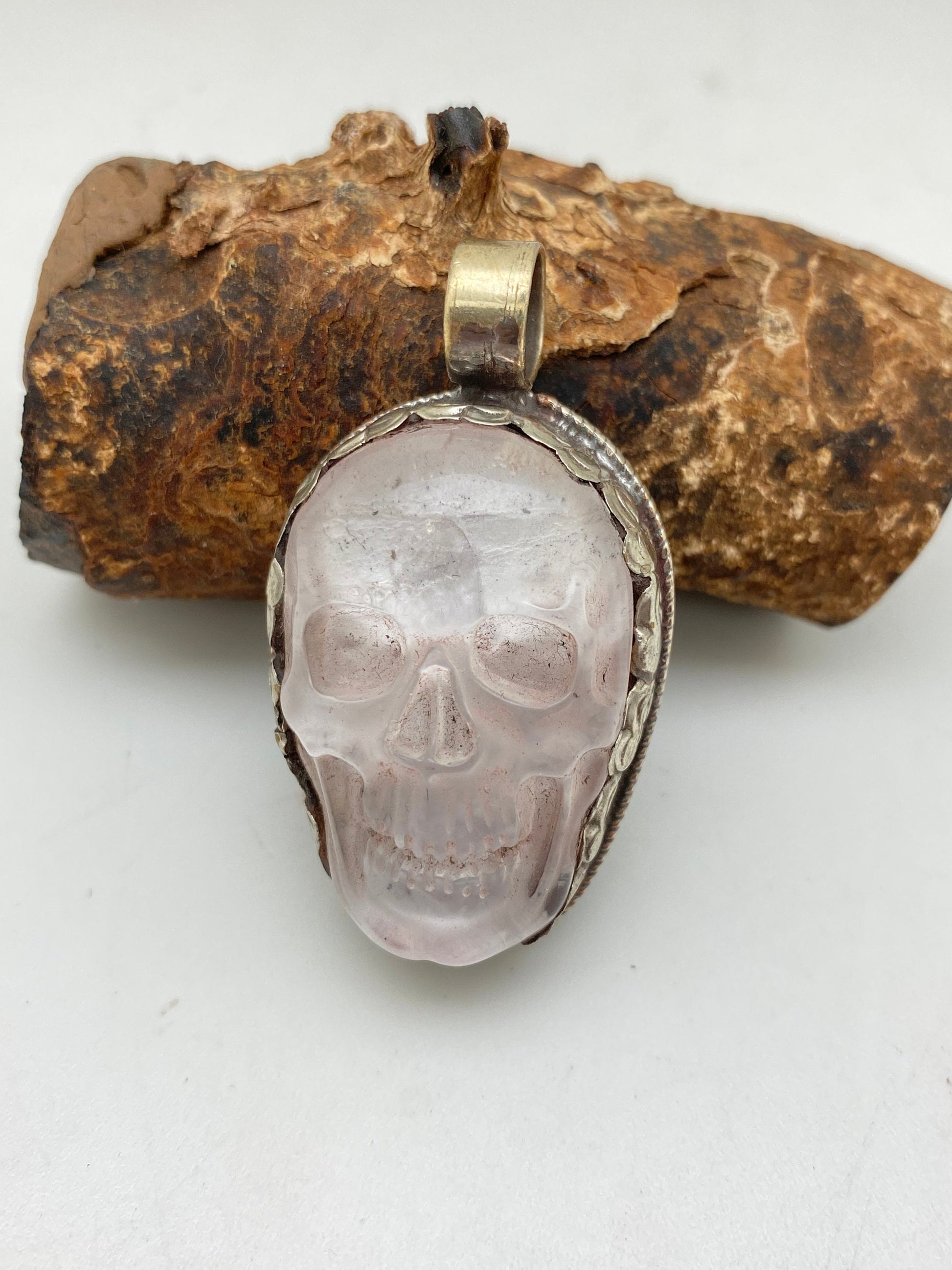 quartz crystal carved,handcrafted,tibetan silver,ethnic,tribal,Himalayan,Nepalese,