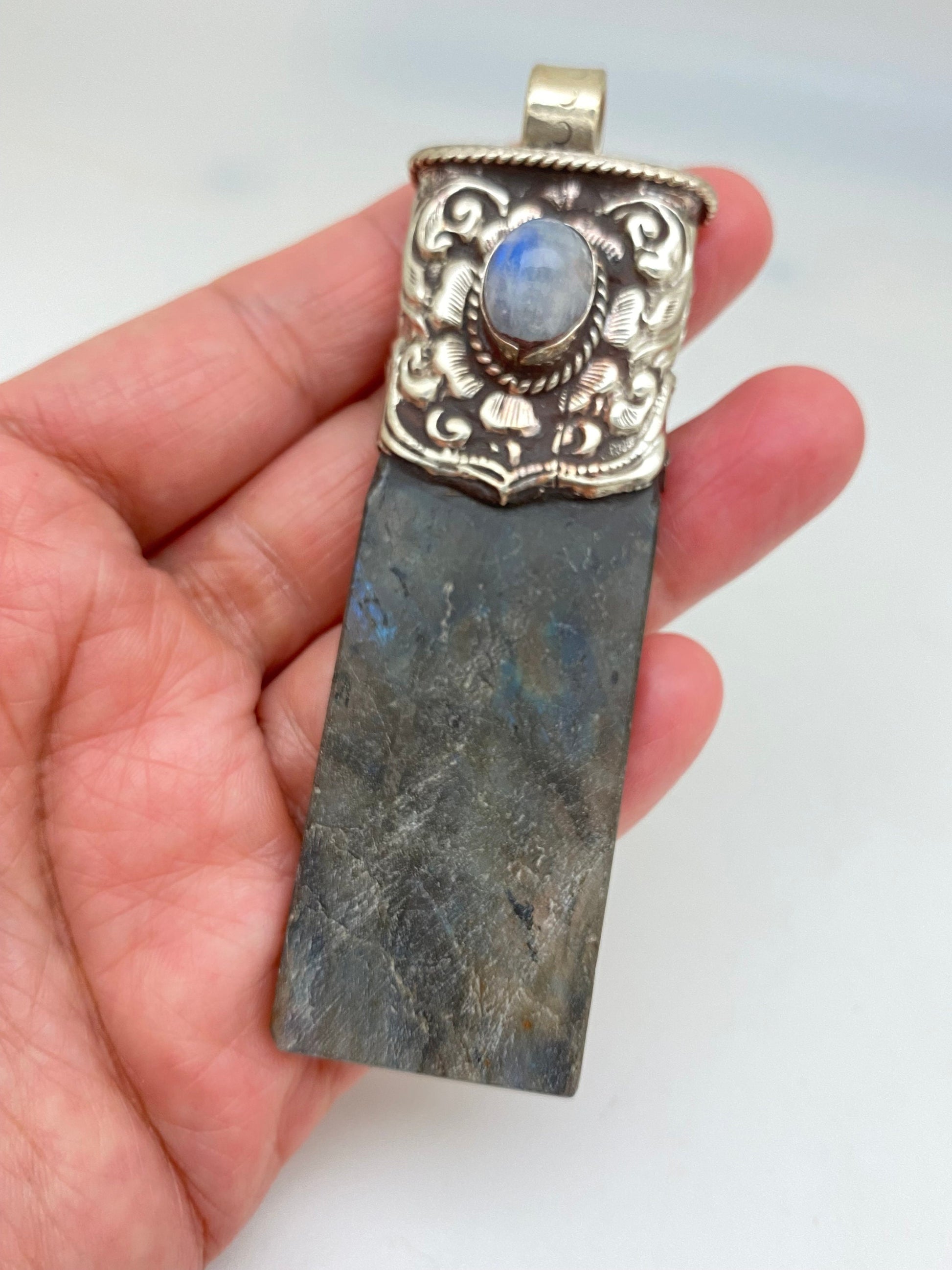 labradorite pendant, moon stone, handcrafted,tibetan repousse silver, ethnic,tibetan design,Himalayan,Nepalese