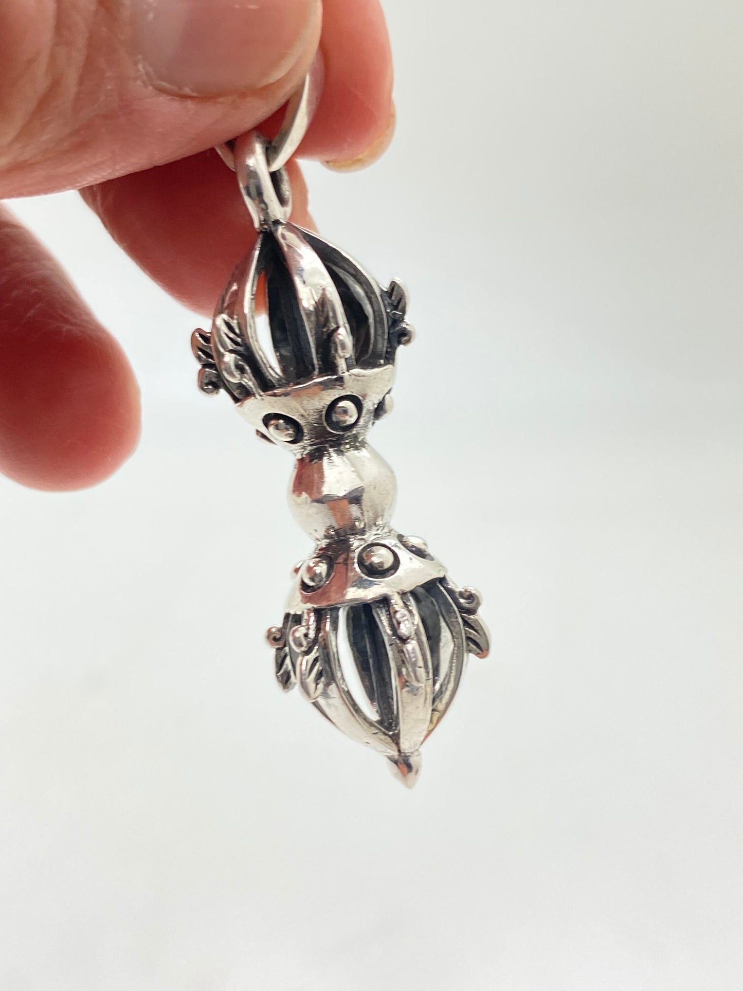 Vajra pendant,sterling silver,handcrafted,meditation,spiritual,Himalayan,Nepalese