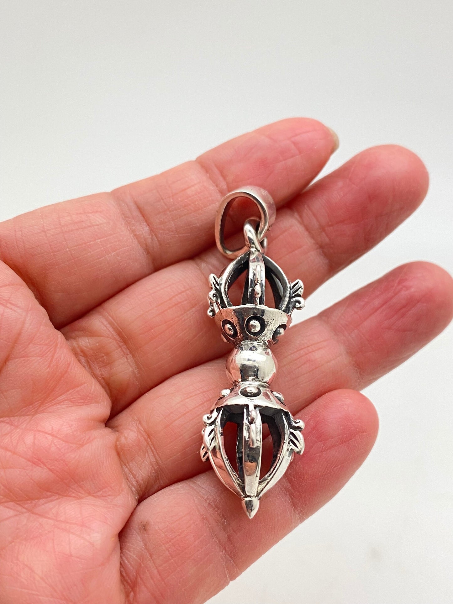 Vajra pendant,sterling silver,handcrafted,meditation,spiritual,Himalayan,Nepalese