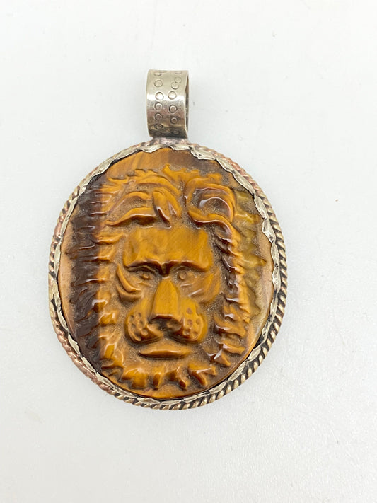 tiger eye carved lion pendant, tibetan silver, handcrafted,himalayan,Nepalese,