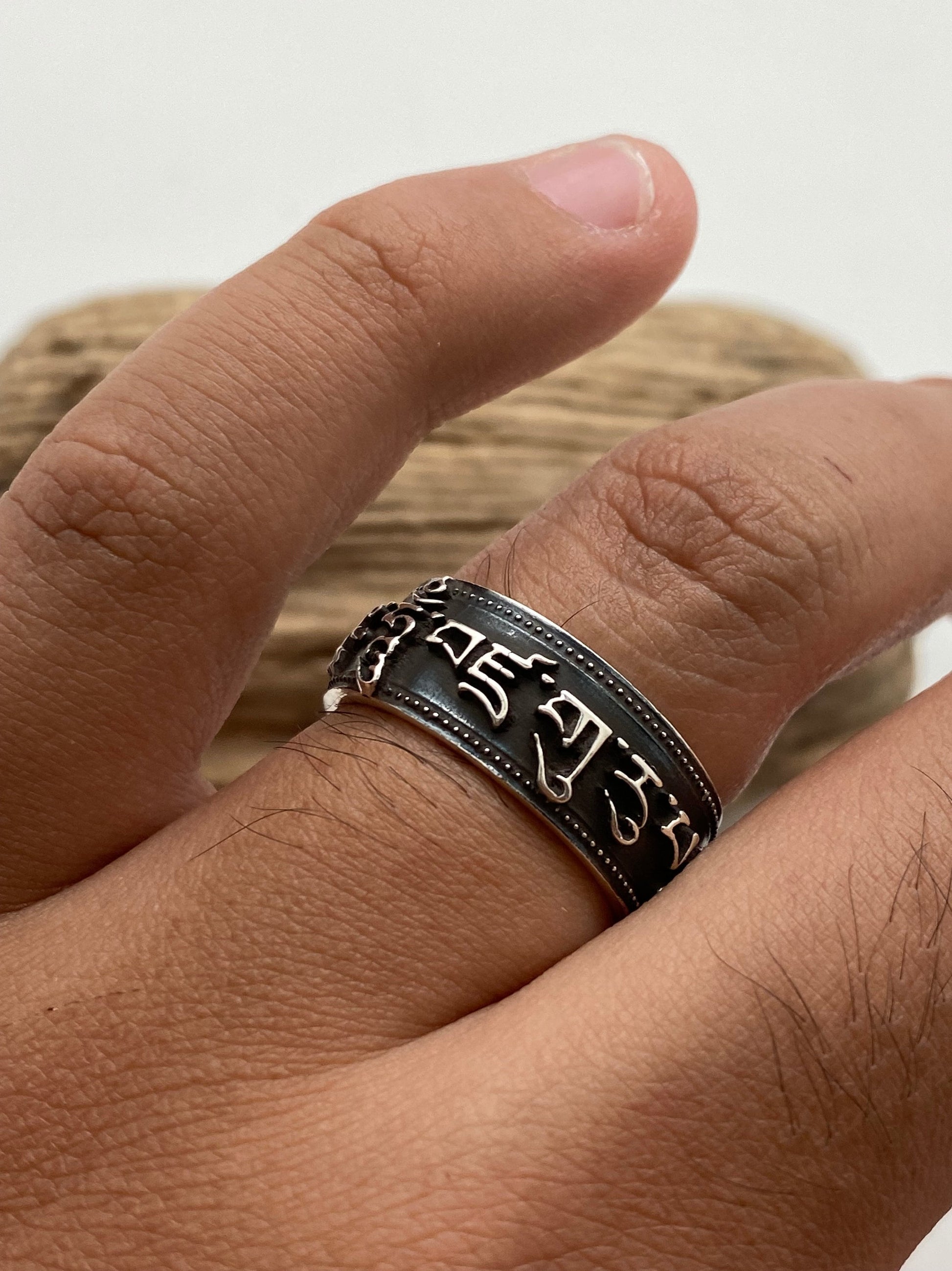 Padmasambhava , Guru rinpoche, mantra ring , sterling silver, free size