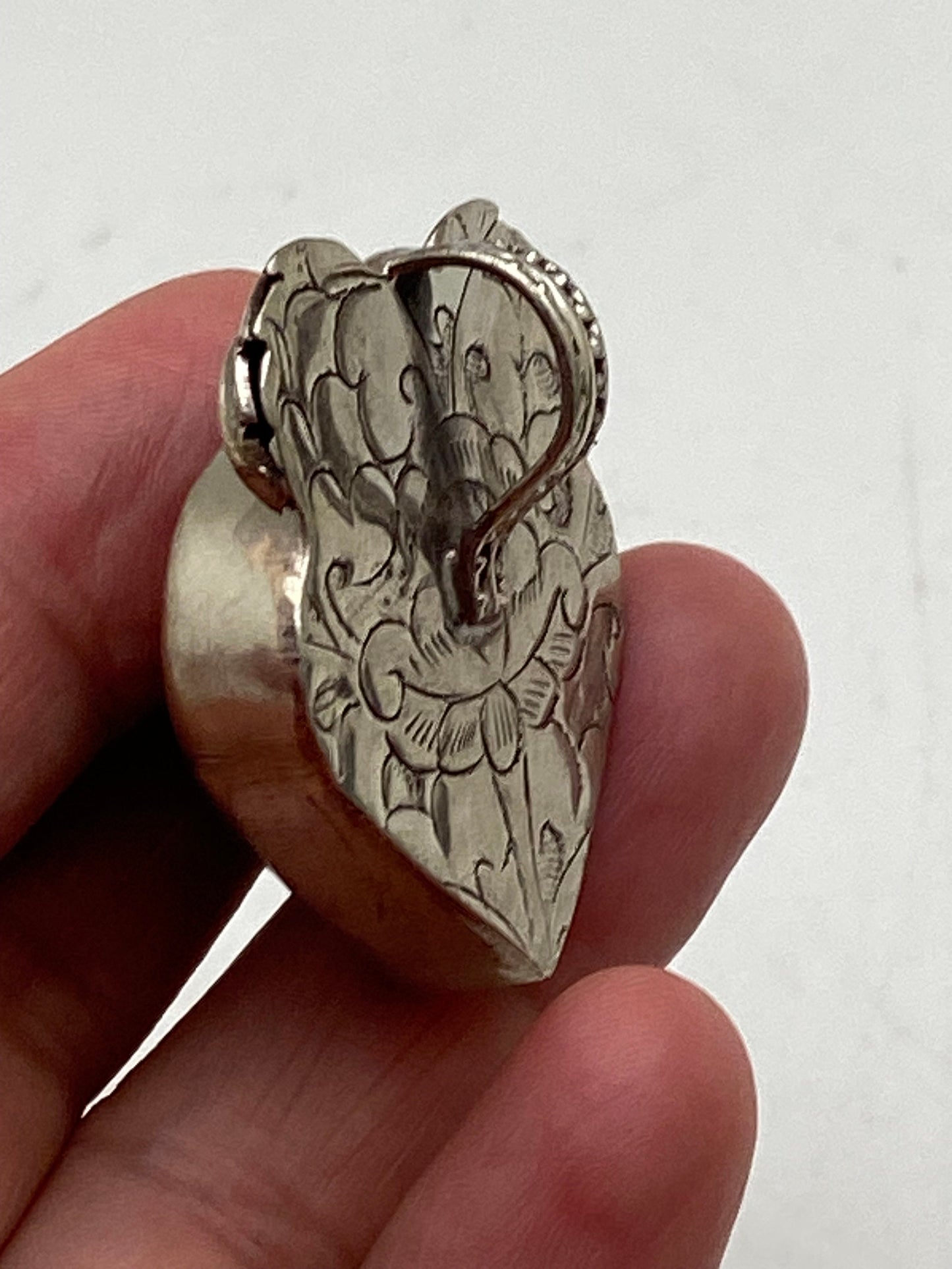 Lapis heart shape pendant,tibetan silver,handcrated,HImalayan,Nepalese