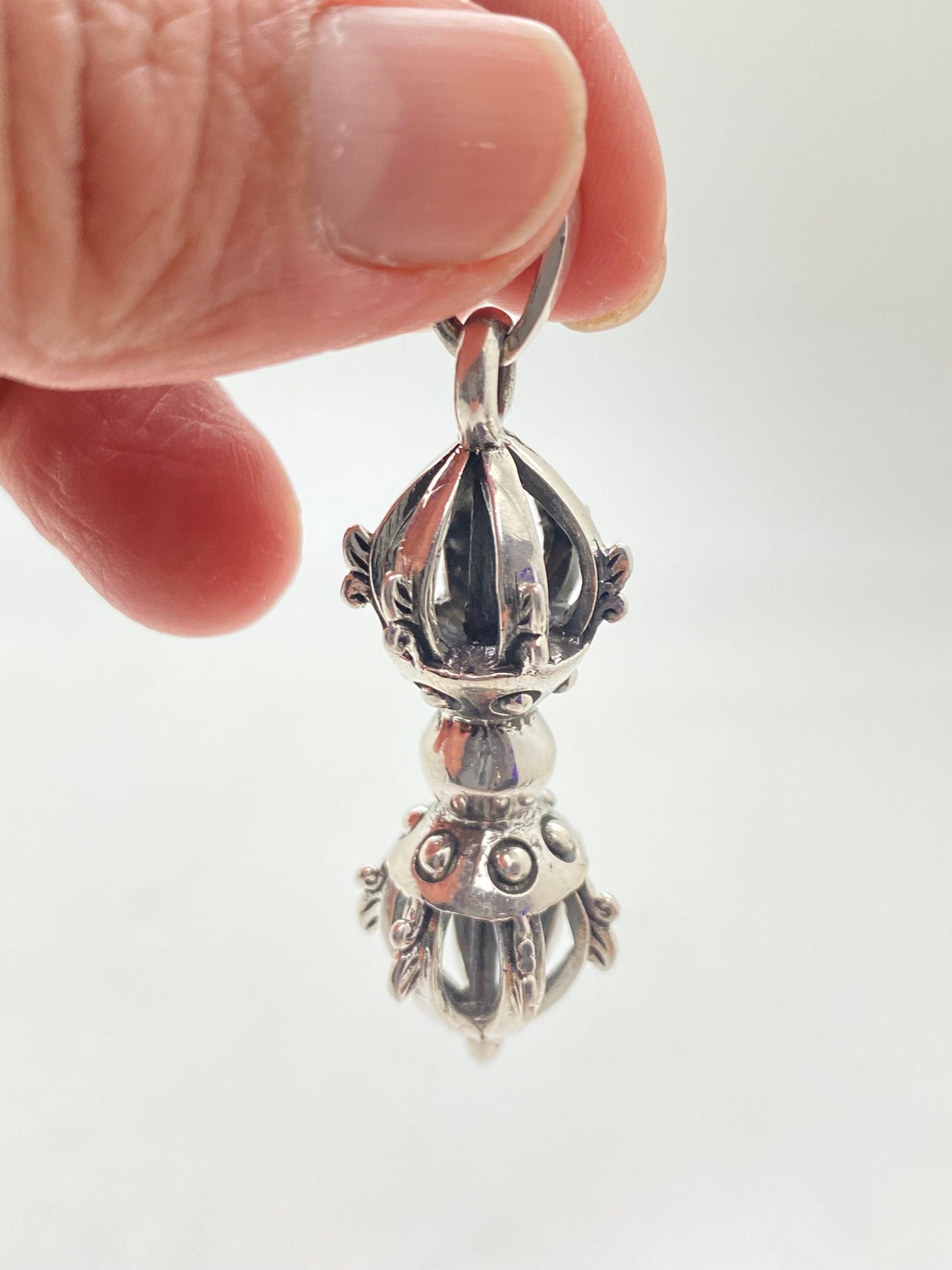 Vajra pendant,sterling silver,handcrafted,meditation,spiritual,Himalayan,Nepalese