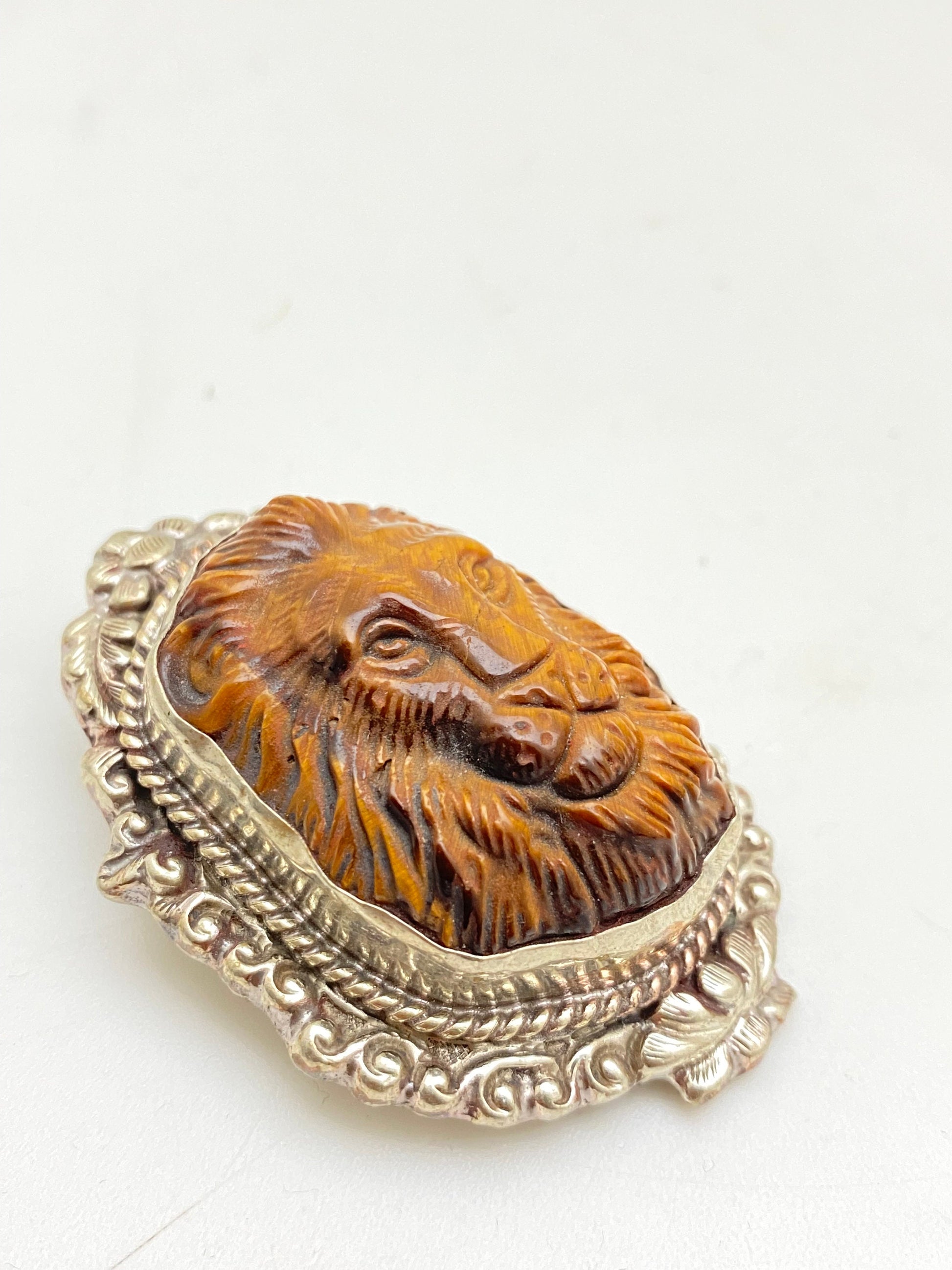 Tiger eye carved Lion pendant,animal pendant, handcrafted,tibetan silver,Himalayan,Nepalese,natural stone