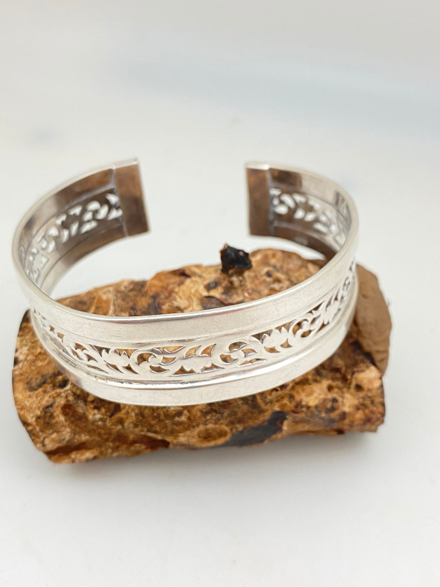 sterling silver bangle, cuff bracelet, handcrafted,adjustable,nepalese