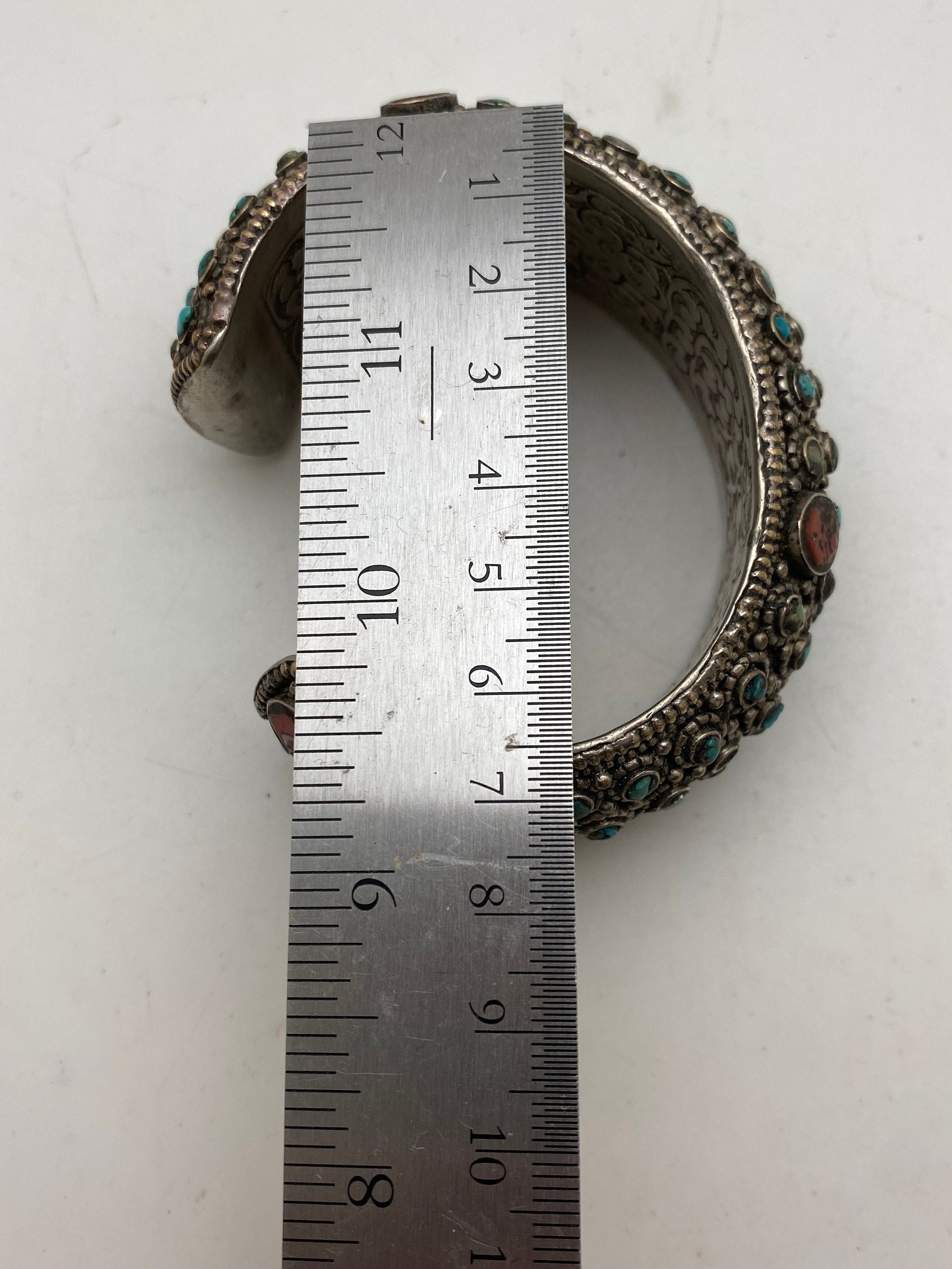 turquoise,coral bangle,cuff bracelet, handcrafted,ethnic design,tibetan silver,ethnic design,tibetan design,himalayan,Nepalese