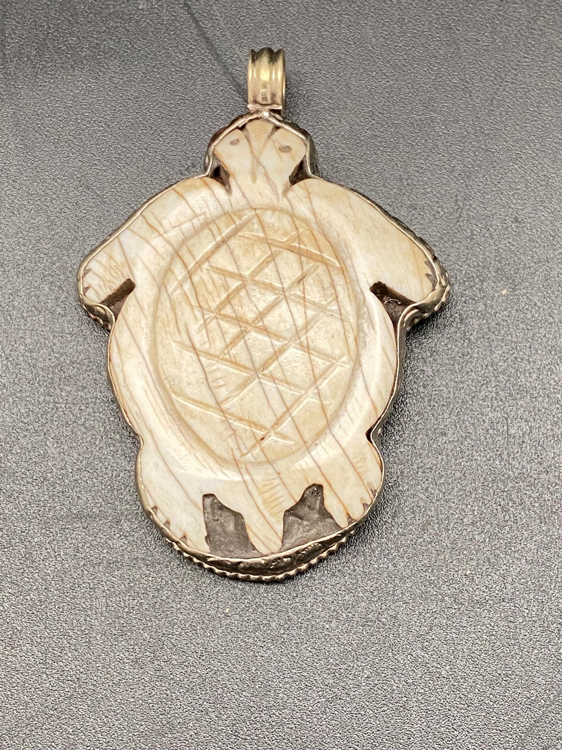 Turtle pendant,Shell carved turtle,handcrafted,Tibetan silver,Nepalese