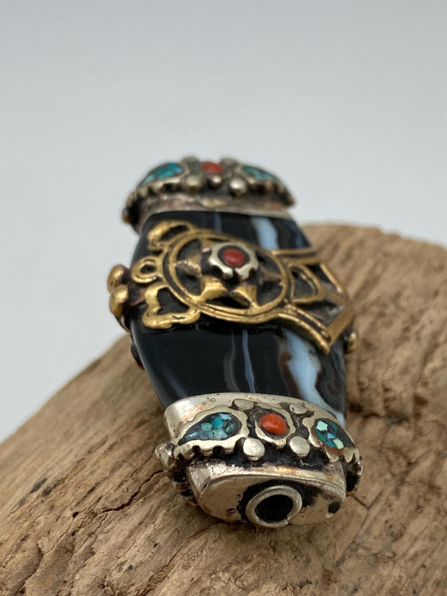 Tibetan bead, natural gate , master handcrafted