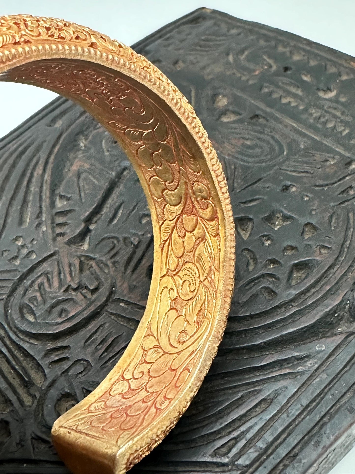 Tibetan bangle, master handcrafted with copper with gold gilt,