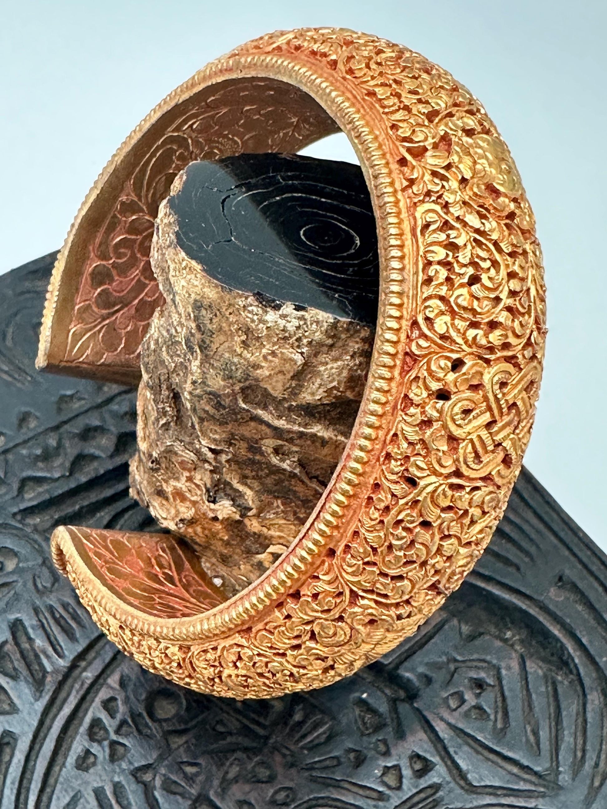 Tibetan bangle, master handcrafted with copper with gold gilt,