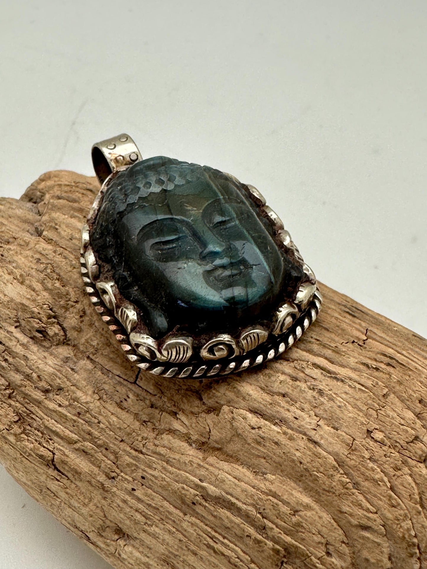 buddha pendant, natural labradorite carving, Buddhist amulet