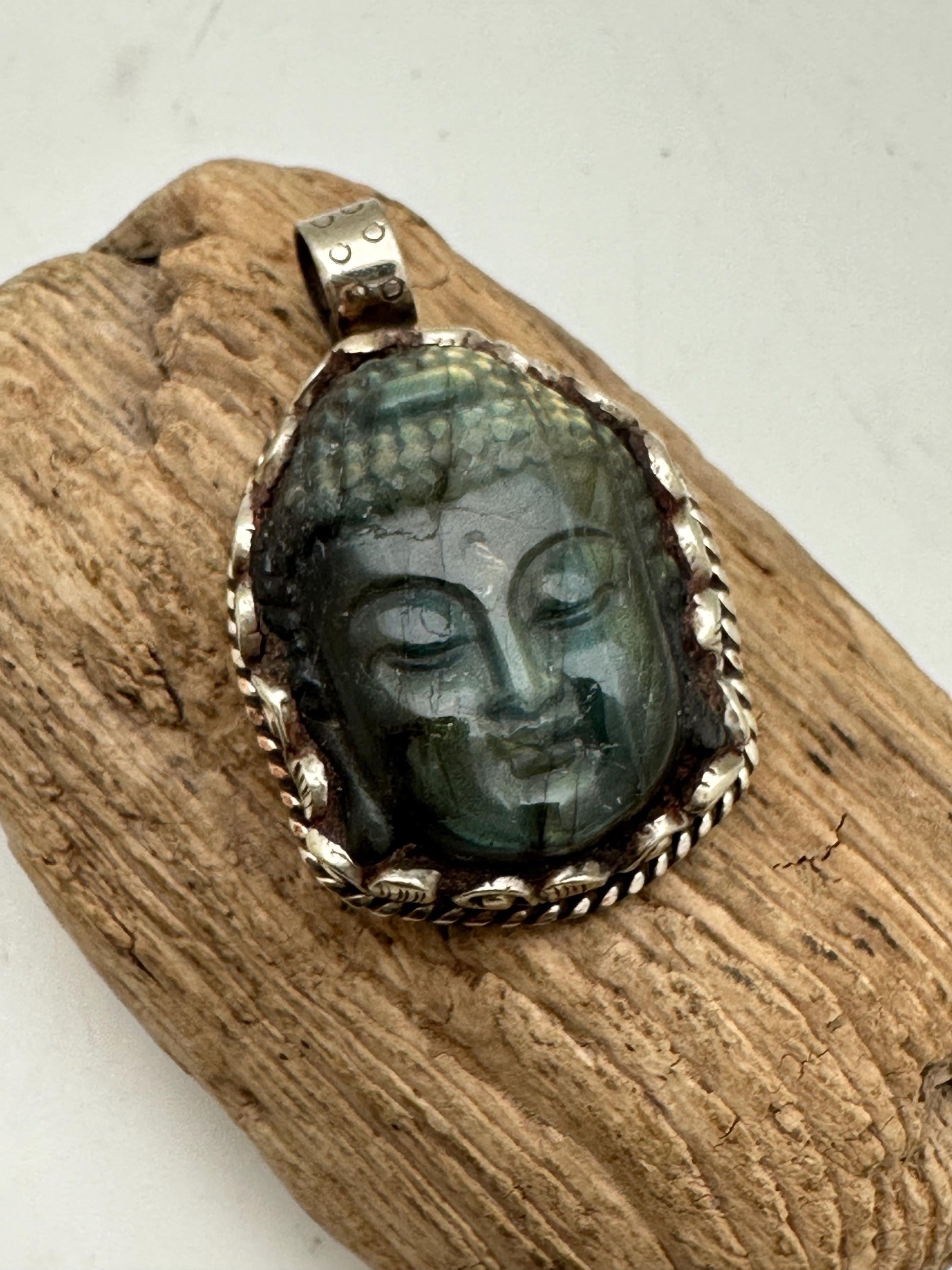 buddha pendant, natural labradorite carving, Buddhist amulet