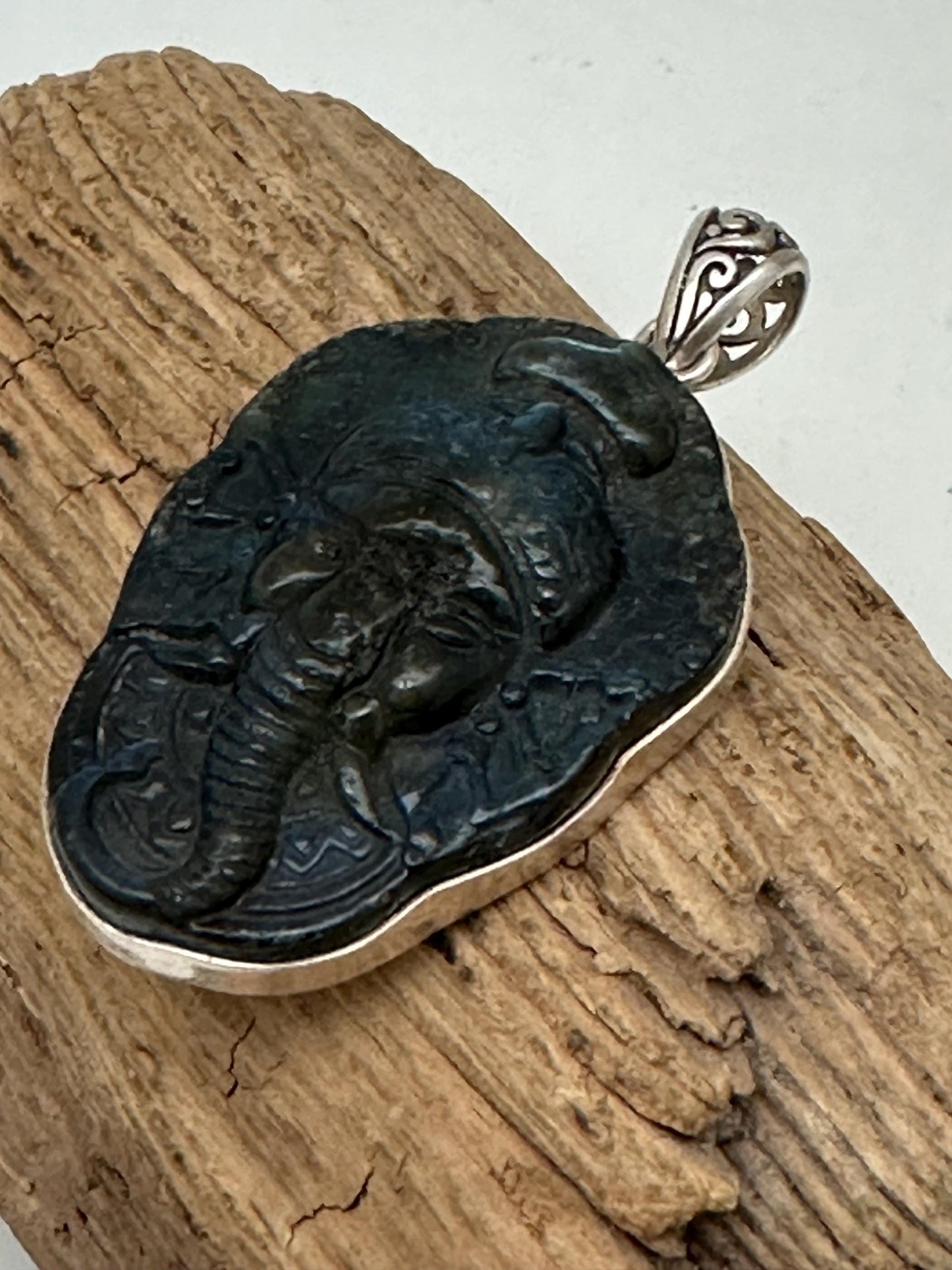 Ganesh pendant, aaa quality labradorite, sterling silver,
