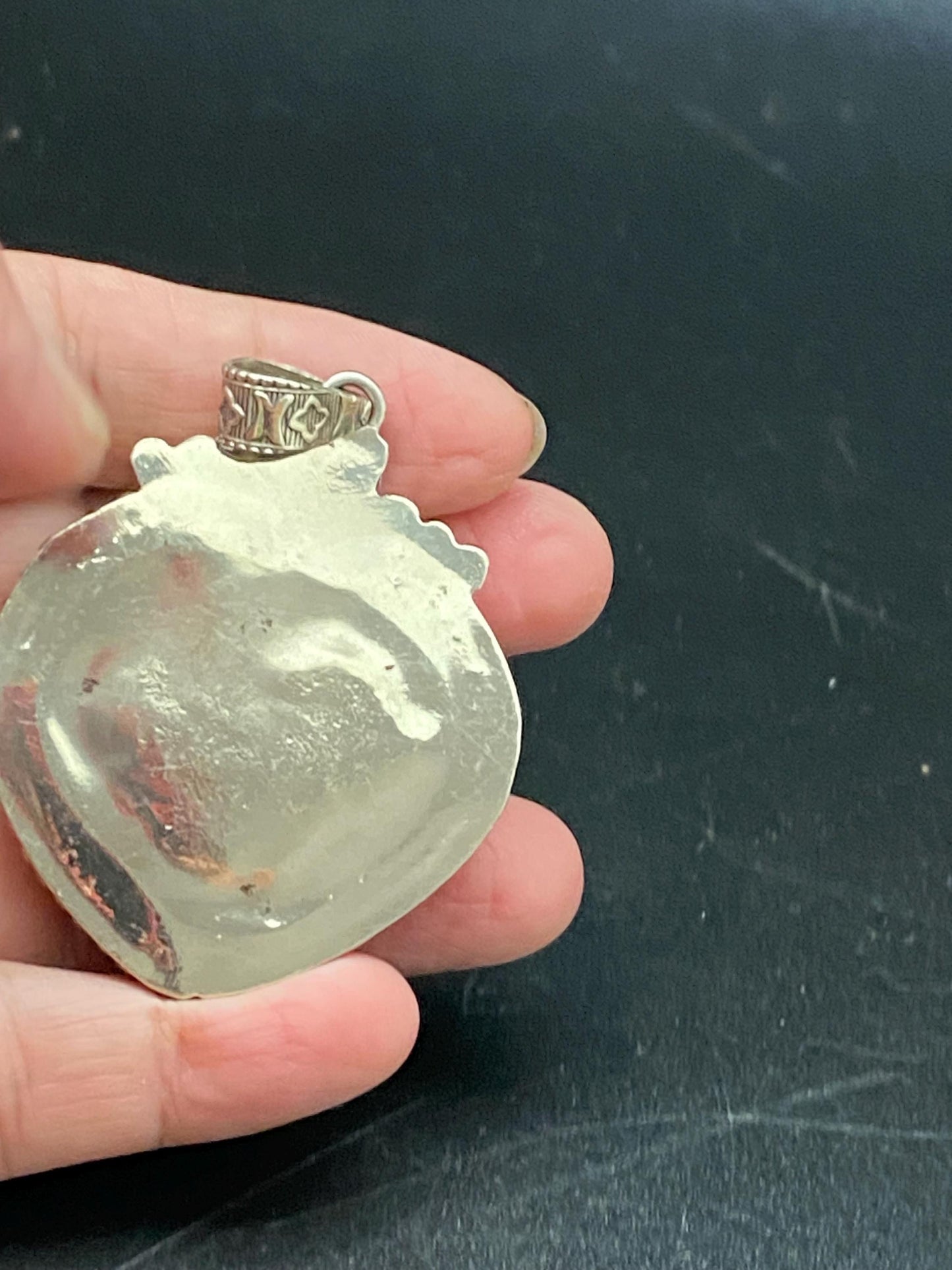 Handcrafted Shiva Shell Heart Pendant: Tibetan Silver Floral Design