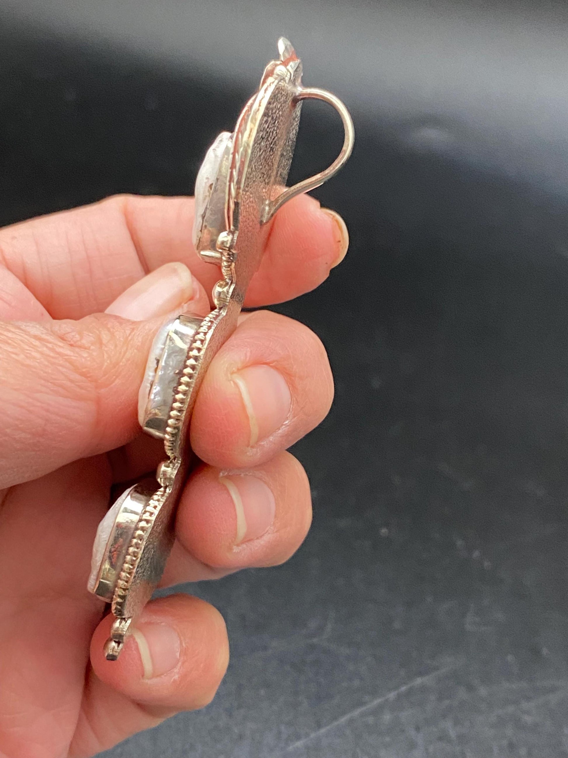 Large pearl pendant,mother of pearl,floral design, handcrafted,ethnic style,Tibetan silver, Nepalese, Himalayan
