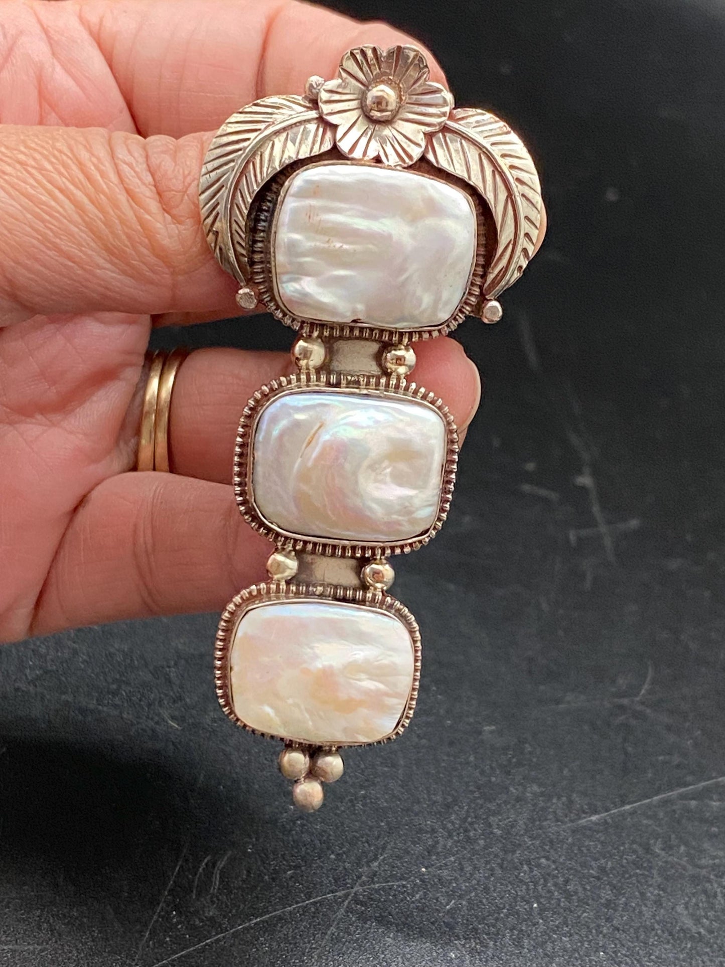 Large pearl pendant,mother of pearl,floral design, handcrafted,ethnic style,Tibetan silver, Nepalese, Himalayan