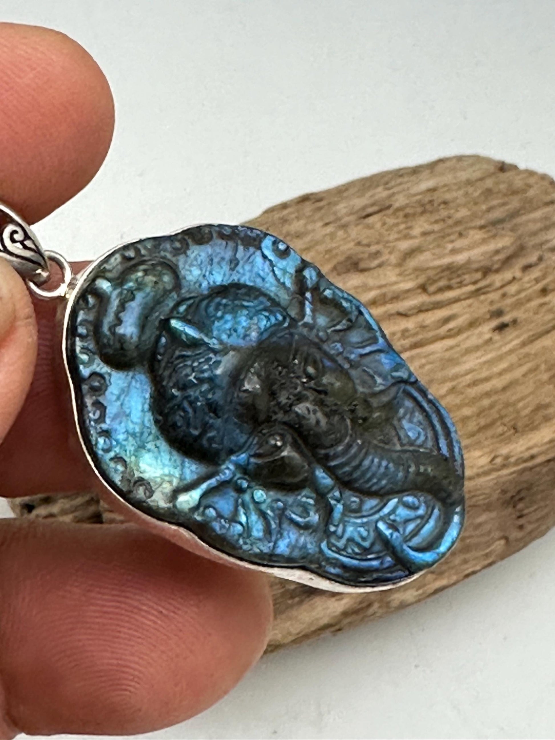 Ganesh pendant, aaa quality labradorite, sterling silver,