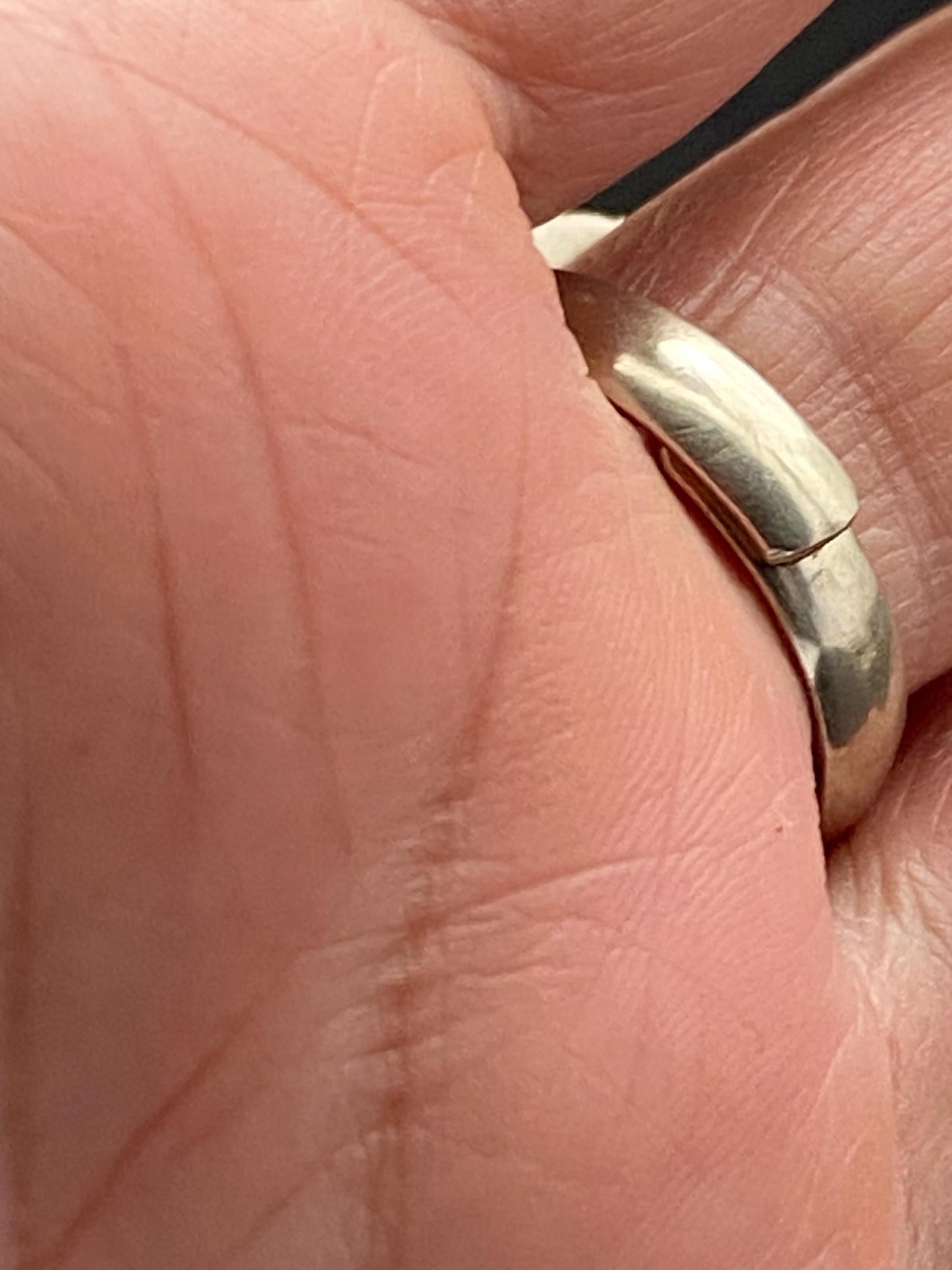 Pearl ring,mother of pearl, handcrafted,Tibetan silver,Nepalese, Himalayan, floral design,