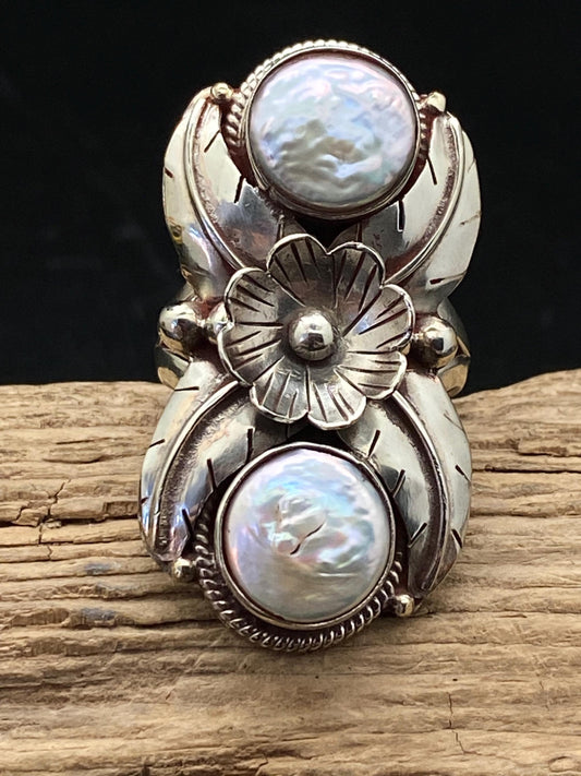 Pearl ring,mother of pearl, handcrafted,Tibetan silver,Nepalese, Himalayan, floral design,