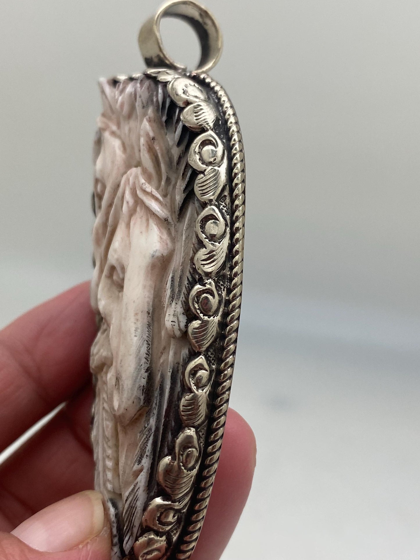 Horse pendant,bone carved two horse pendant,handcrafted,animal pendant,Tibetan silver, Nepalese,