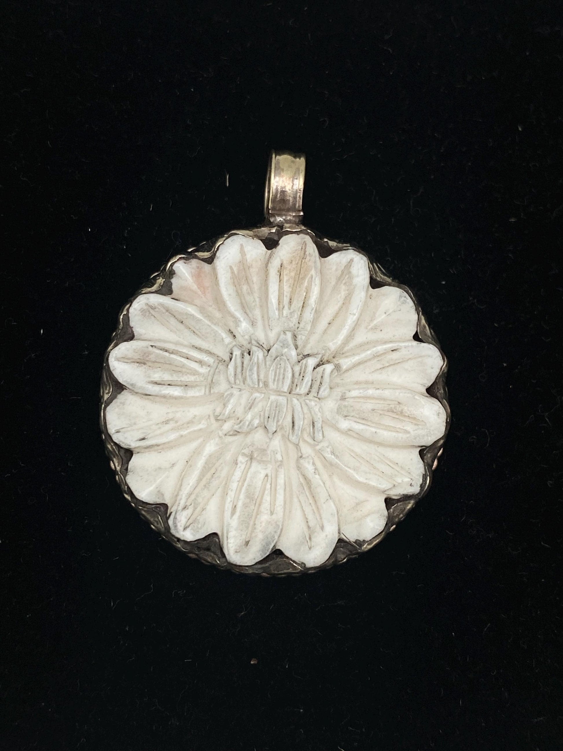 Bone Carved Lotus Pendant: Tibetan Silver Floral Design