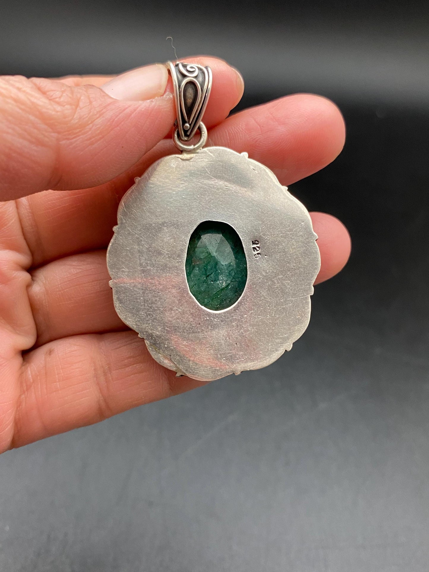 emerald pendant, sterling silver, handcrafted,ethnic design,nepalese,natural stone