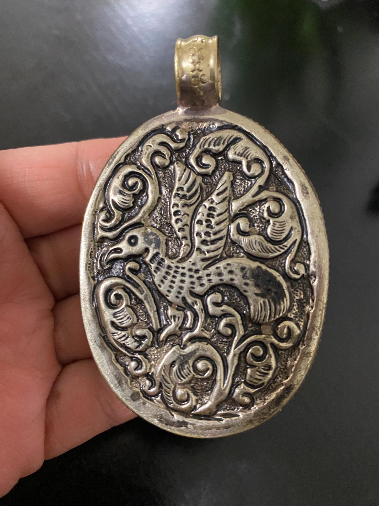 Labradorite carved skull pendant, handcrafted,Tibetan silver pendant,Nepalese,ethnic style
