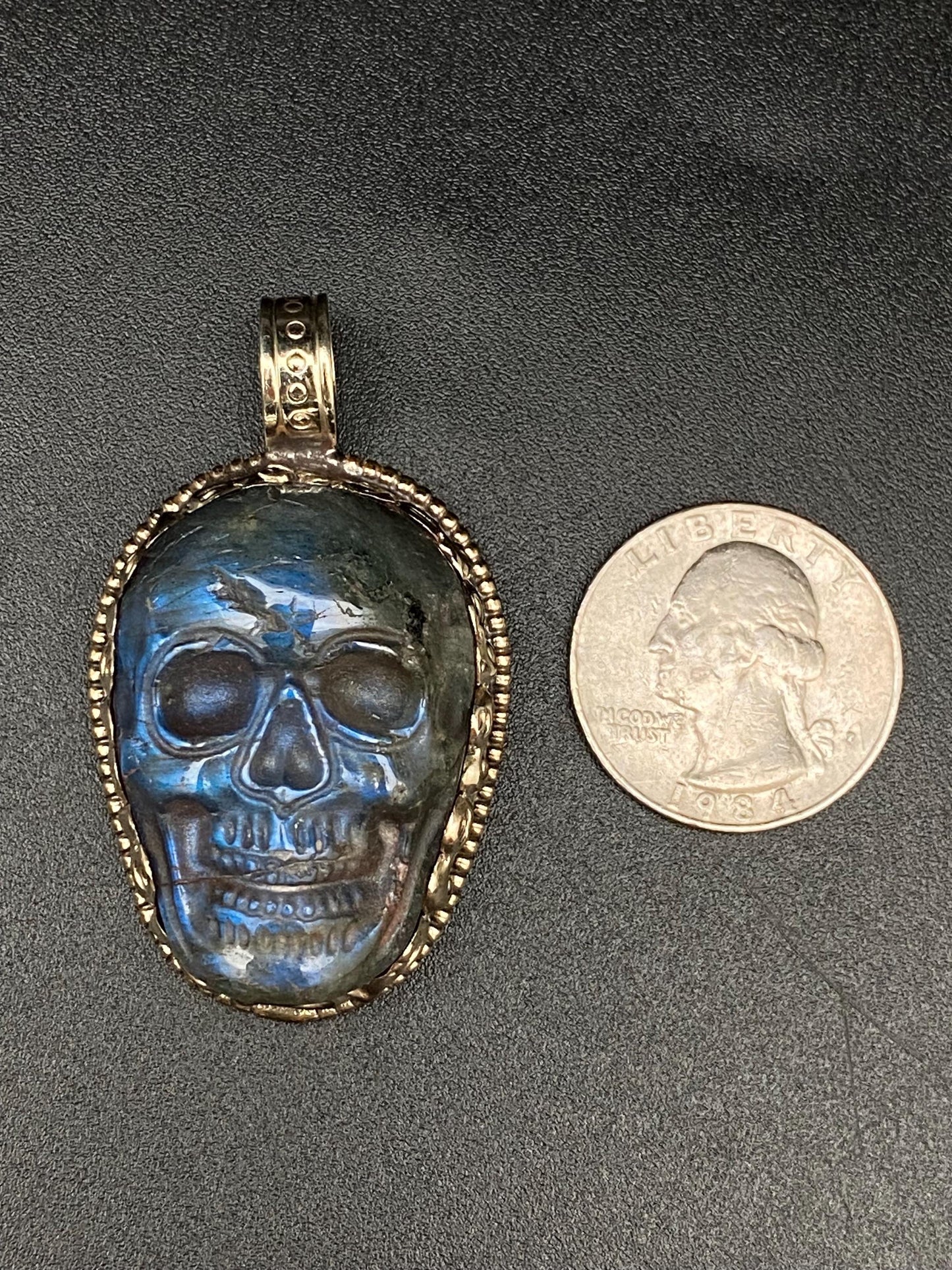 Labradorite carved skull pendant, handcrafted,Tibetan silver pendant,Nepalese,ethnic style