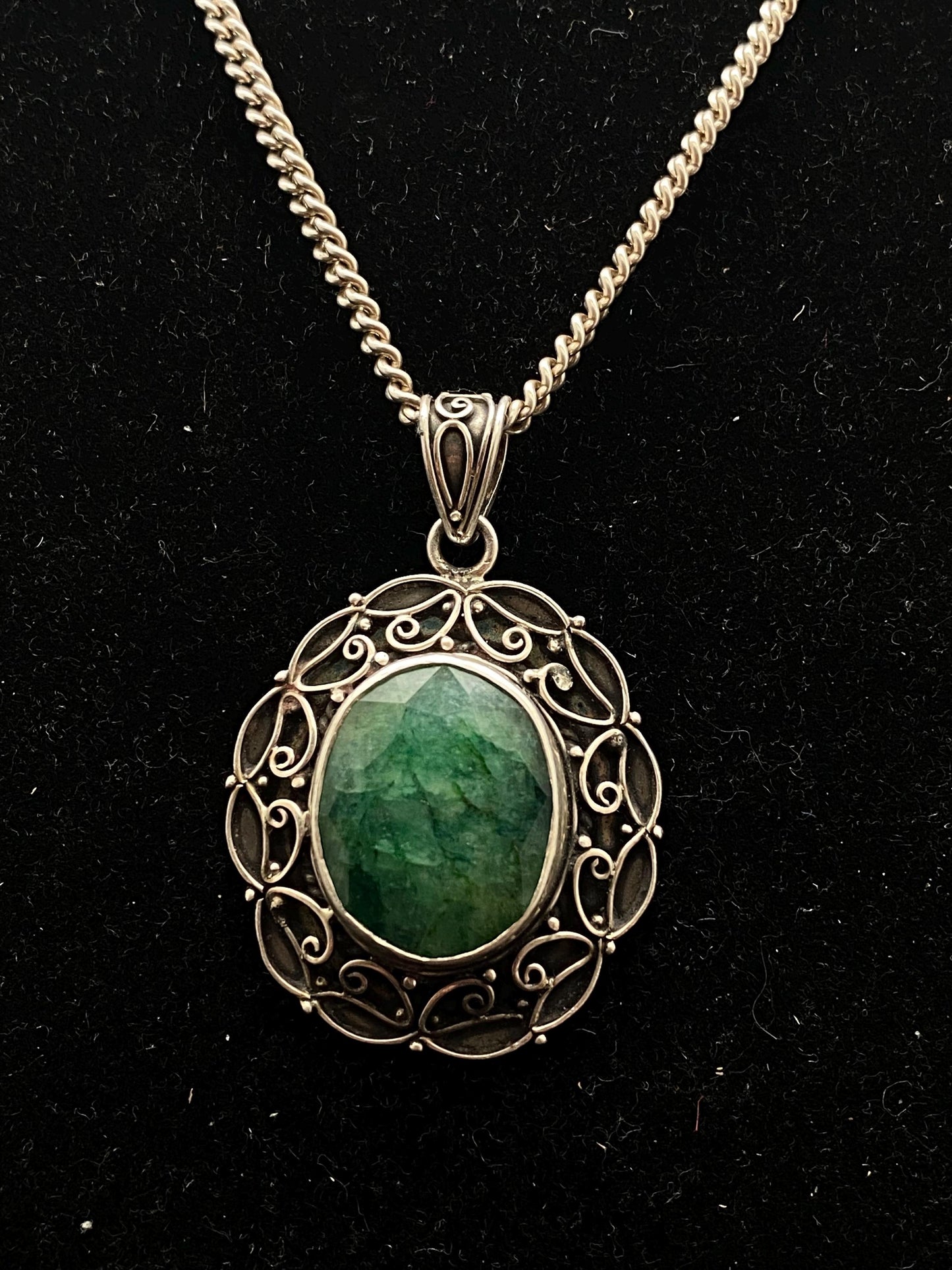 emerald pendant, sterling silver, handcrafted,ethnic design,nepalese,natural stone