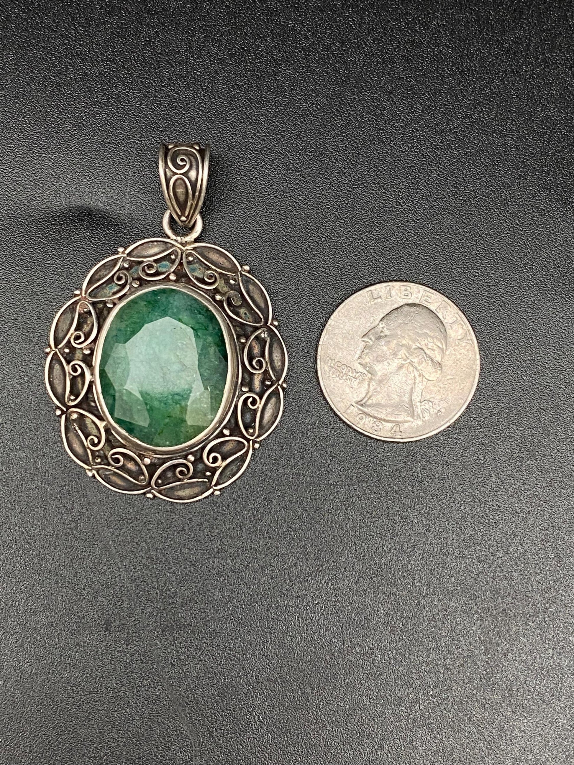 emerald pendant, sterling silver, handcrafted,ethnic design,nepalese,natural stone