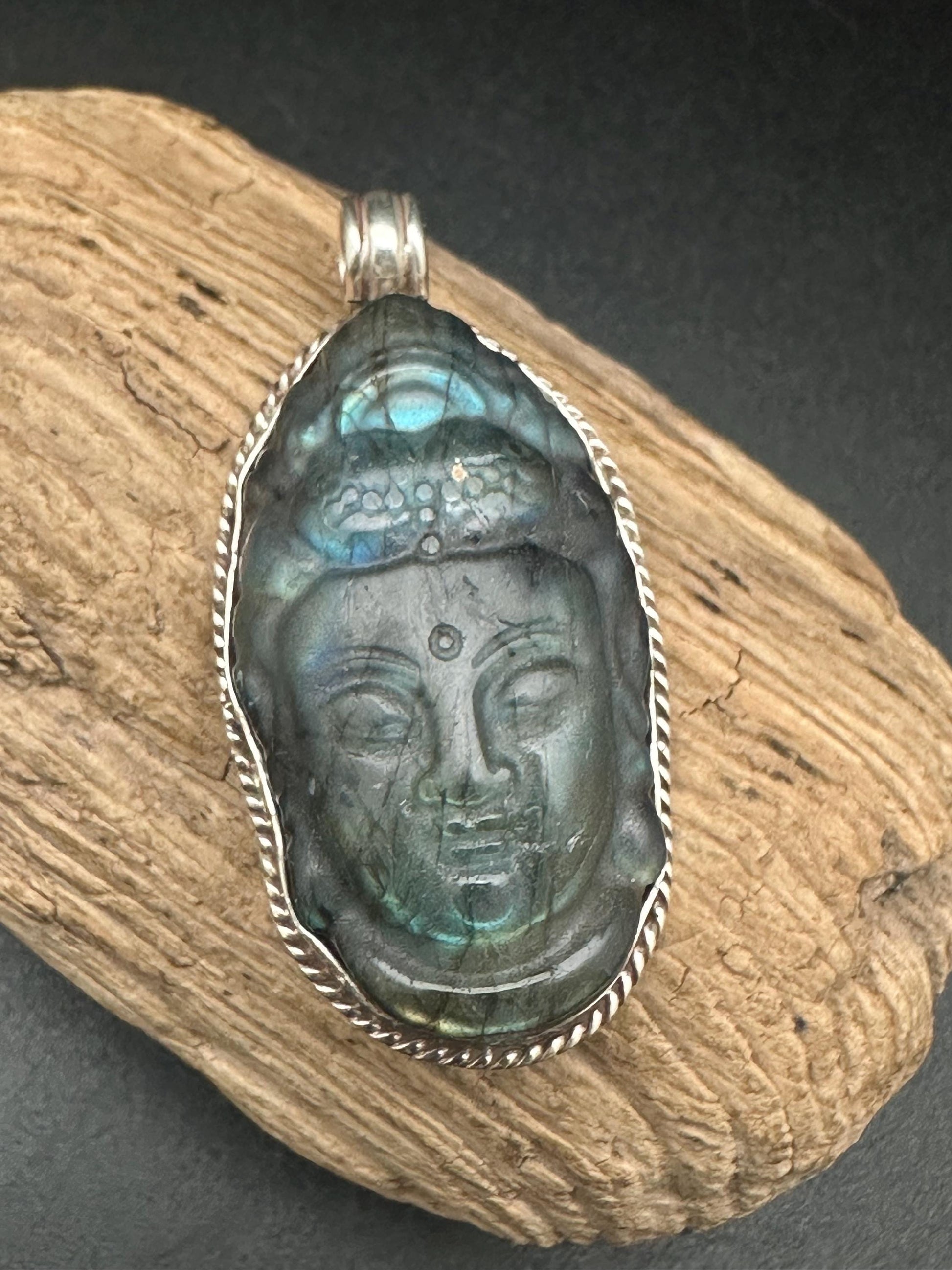 Kwanyin,Quanyin,Guanyin, Boddhisatva pendant, labradorite handcrafted,sterling silver,God of compassion,Divine feminine power pendant,