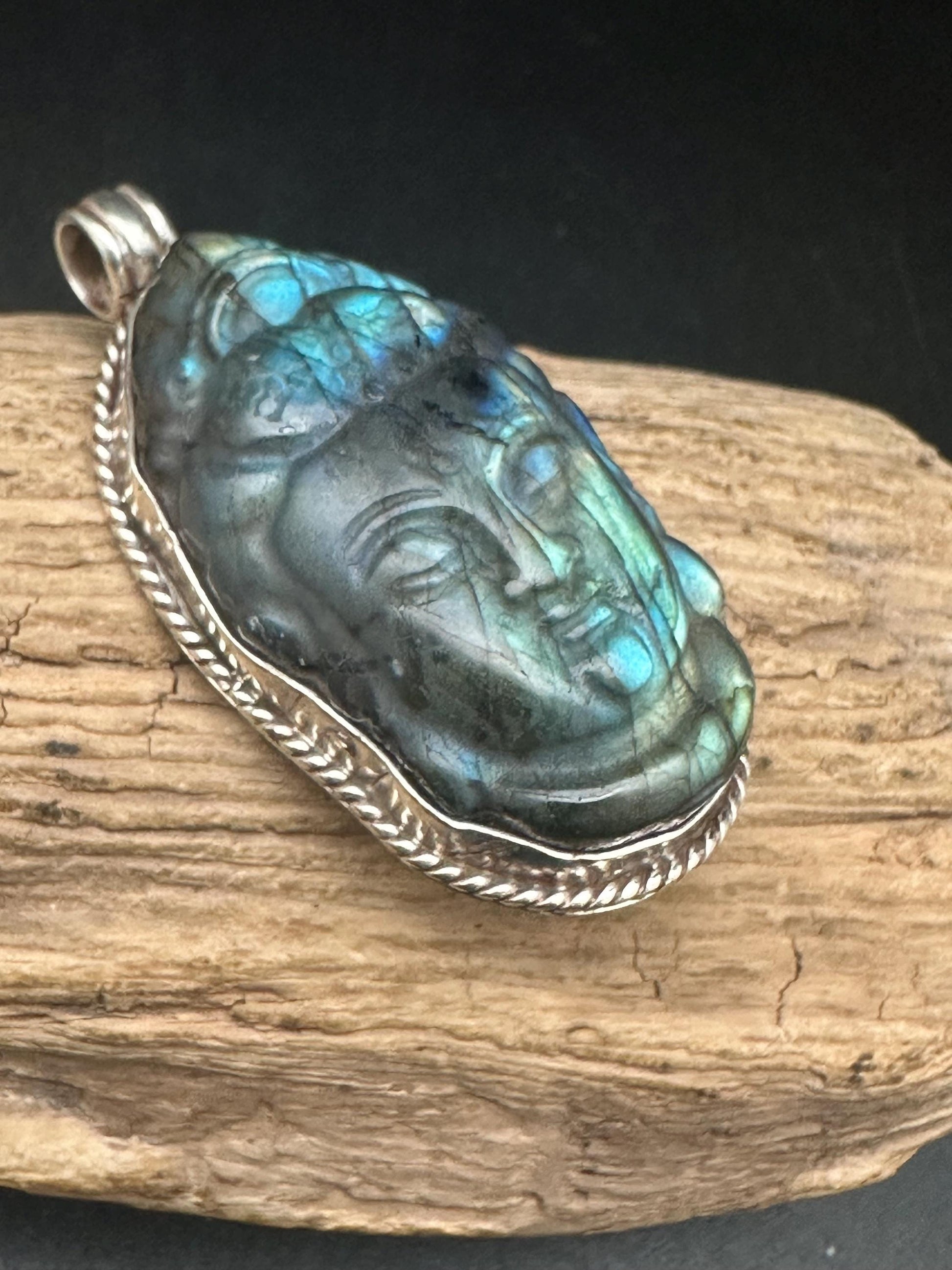 Kwanyin,Quanyin,Guanyin, Boddhisatva pendant, labradorite handcrafted,sterling silver,God of compassion,Divine feminine power pendant,