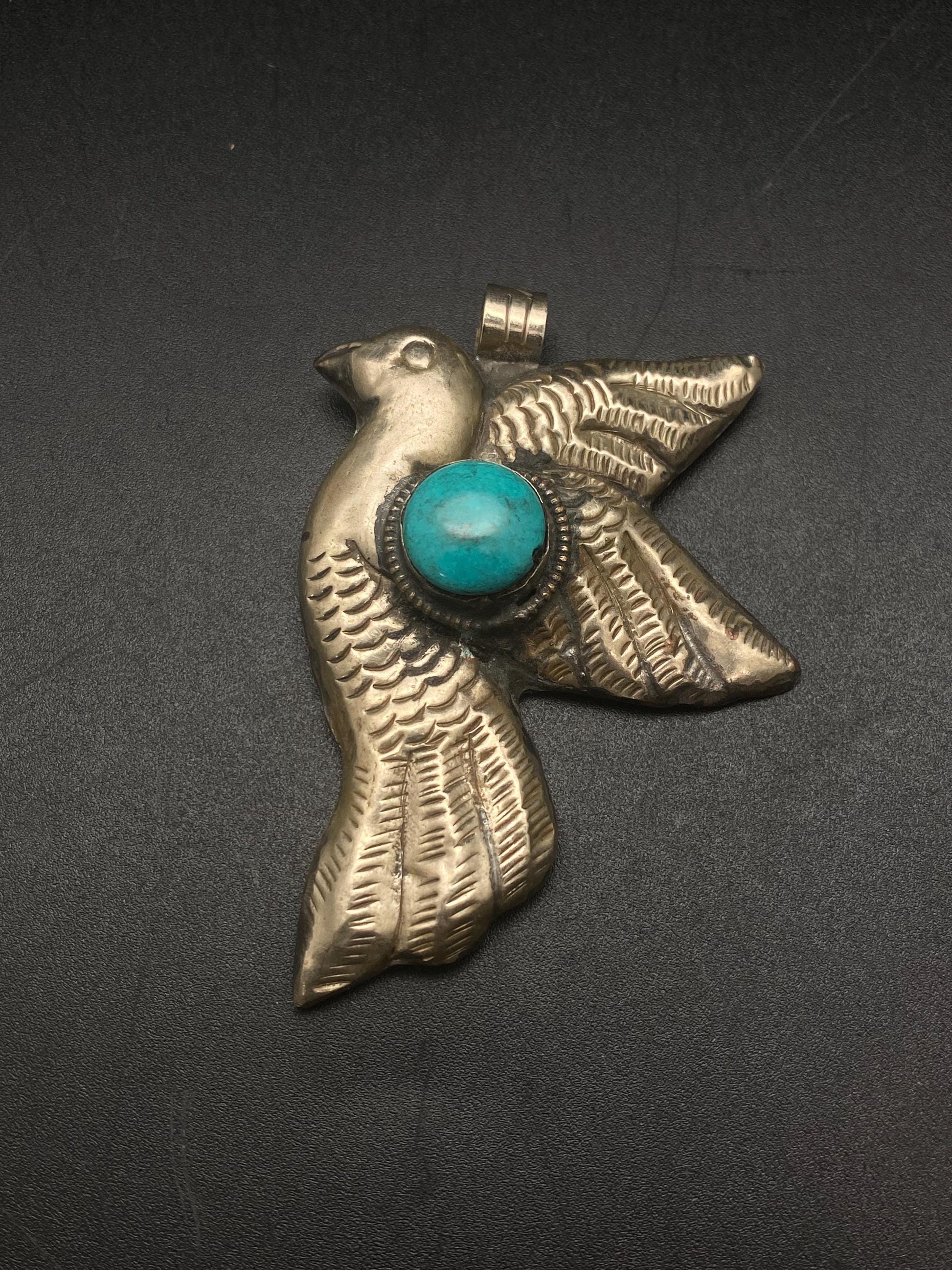 bird pendant,howlite turquoise, handcrafted,Tibetan silver,ethnic style,Nepalese
